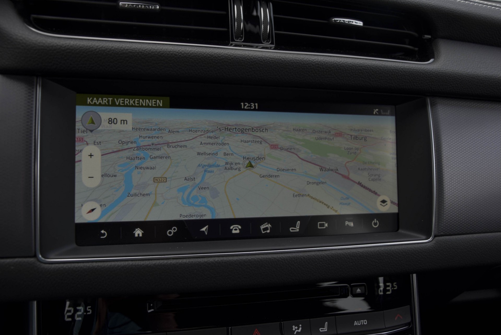 Jaguar XF 2.0D Portfolio R-sport/Black Edition/Xenon/Keyless-GO/Camera/Leder/20'' Aut8 Foto 9