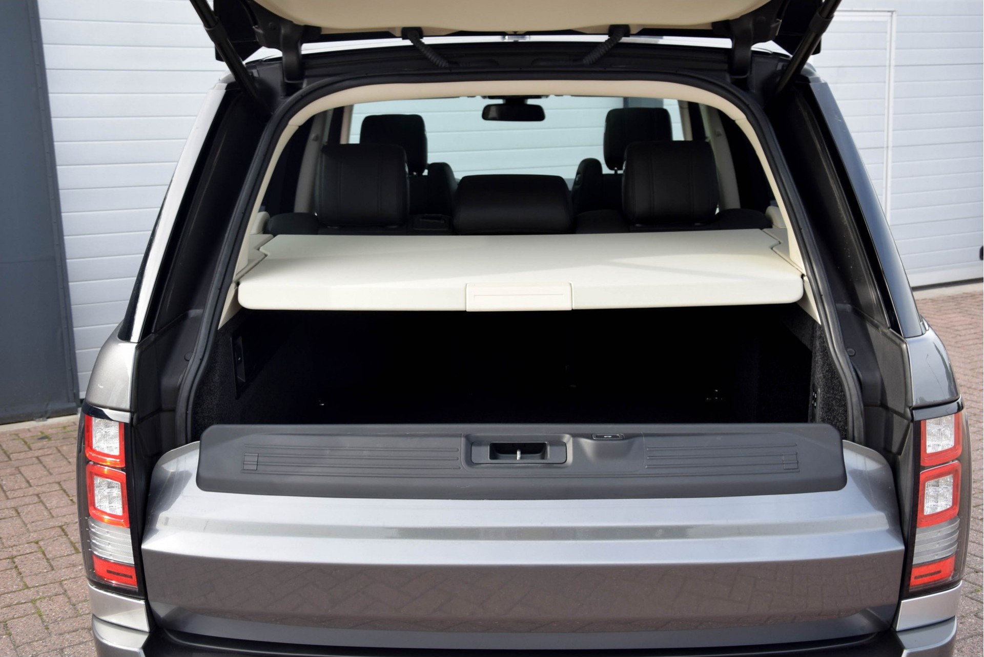 Land Rover Range Rover 4.4 SDV8 VOGUE Pano/Meridian/Massage/Camera/Nappaleder Aut8 Foto 20