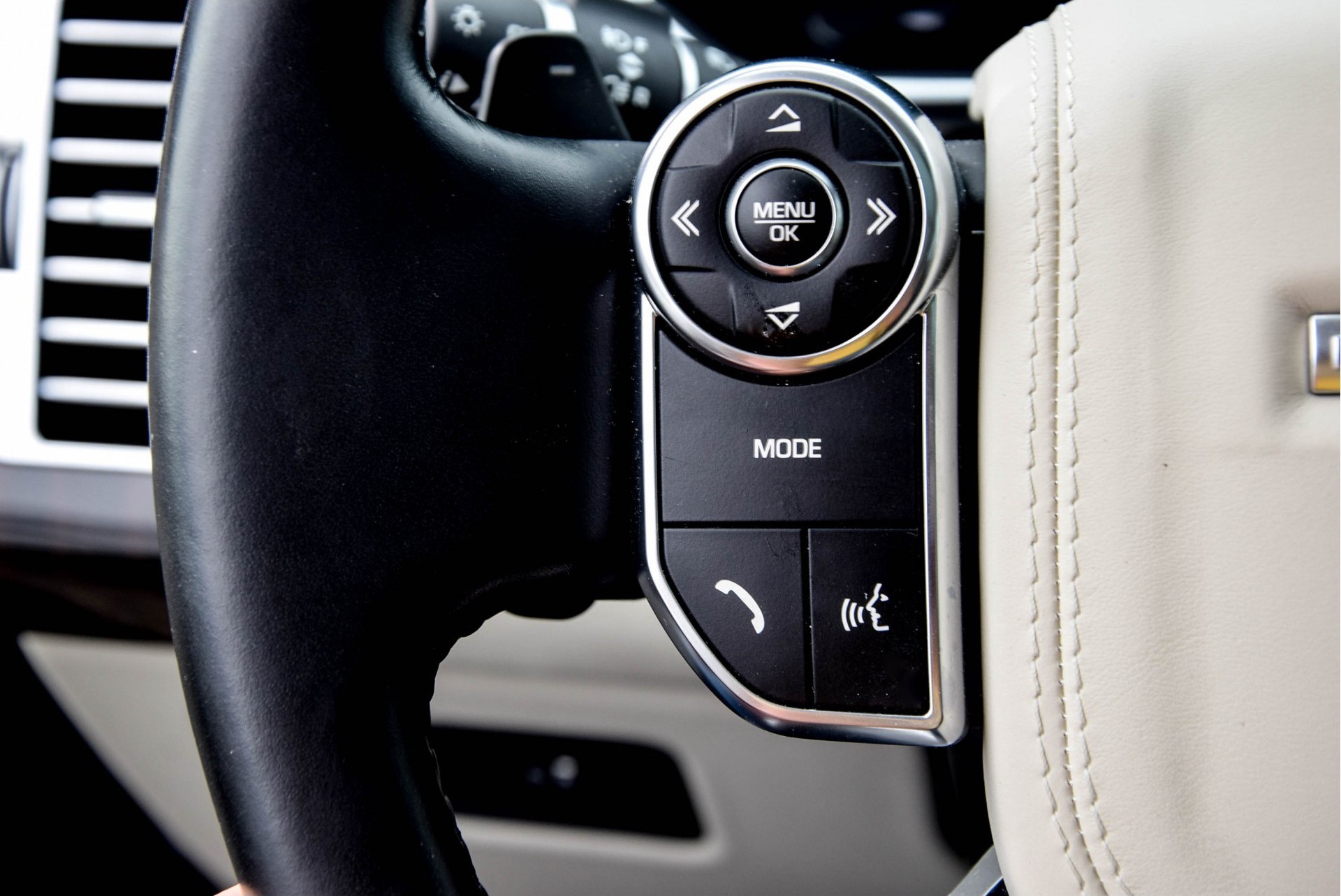 Land Rover Range Rover 4.4 SDV8 VOGUE Pano/Meridian/Massage/Camera/Nappaleder Aut8 Foto 9