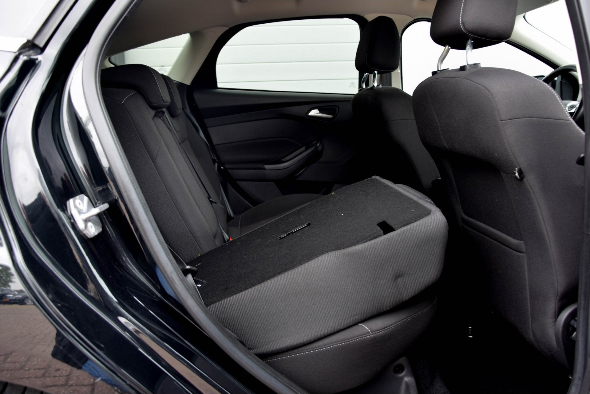 Ford Focus 1.6 Ecoboost Titanium 150PK/BusinessPack/17''/StoelV/Bleutooth/PDC 6bak Foto 5