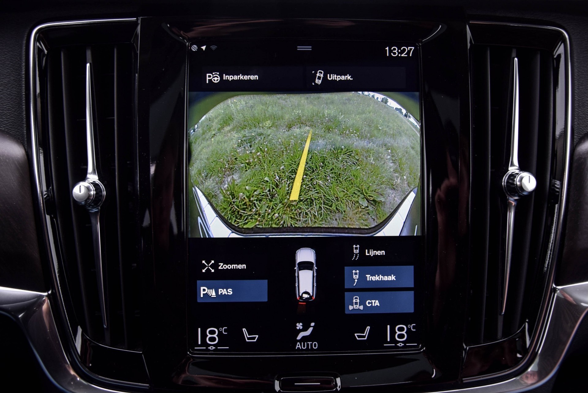 Volvo V90 Cross Country 2.0 D5 Pro B&W/LuxuryLine/VersatilityLine/ScandinvianLine/Parkeer/Pano Aut8 Foto 11