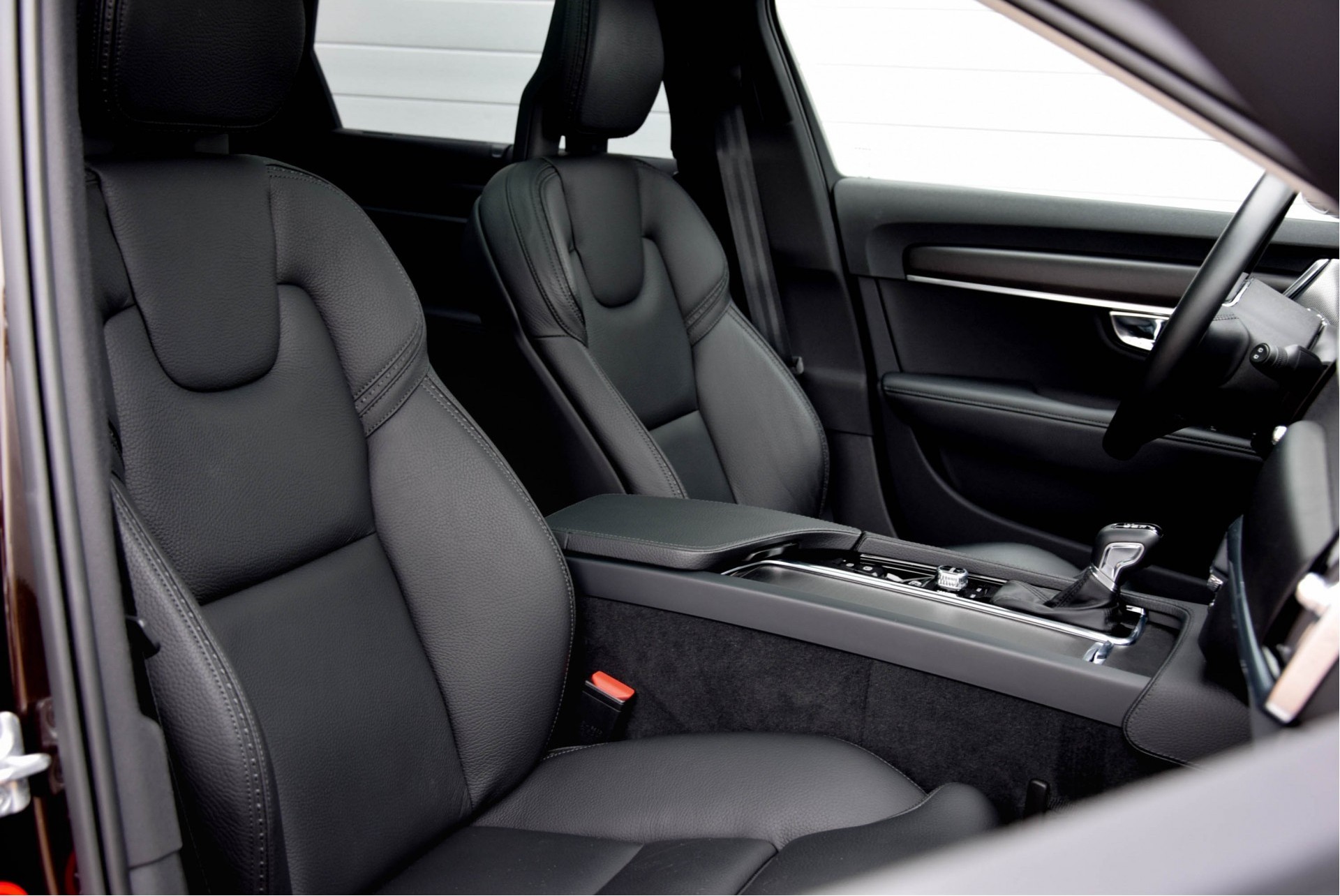 Volvo V90 Cross Country 2.0 D5 Pro B&W/LuxuryLine/VersatilityLine/ScandinvianLine/Parkeer/Pano Aut8 Foto 3