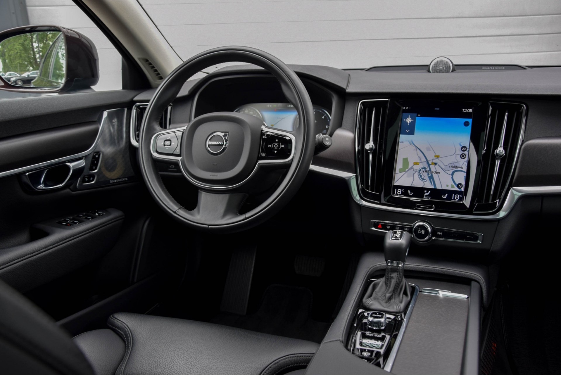 Volvo V90 Cross Country 2.0 D5 Pro B&W/LuxuryLine/VersatilityLine/ScandinvianLine/Parkeer/Pano Aut8 Foto 6