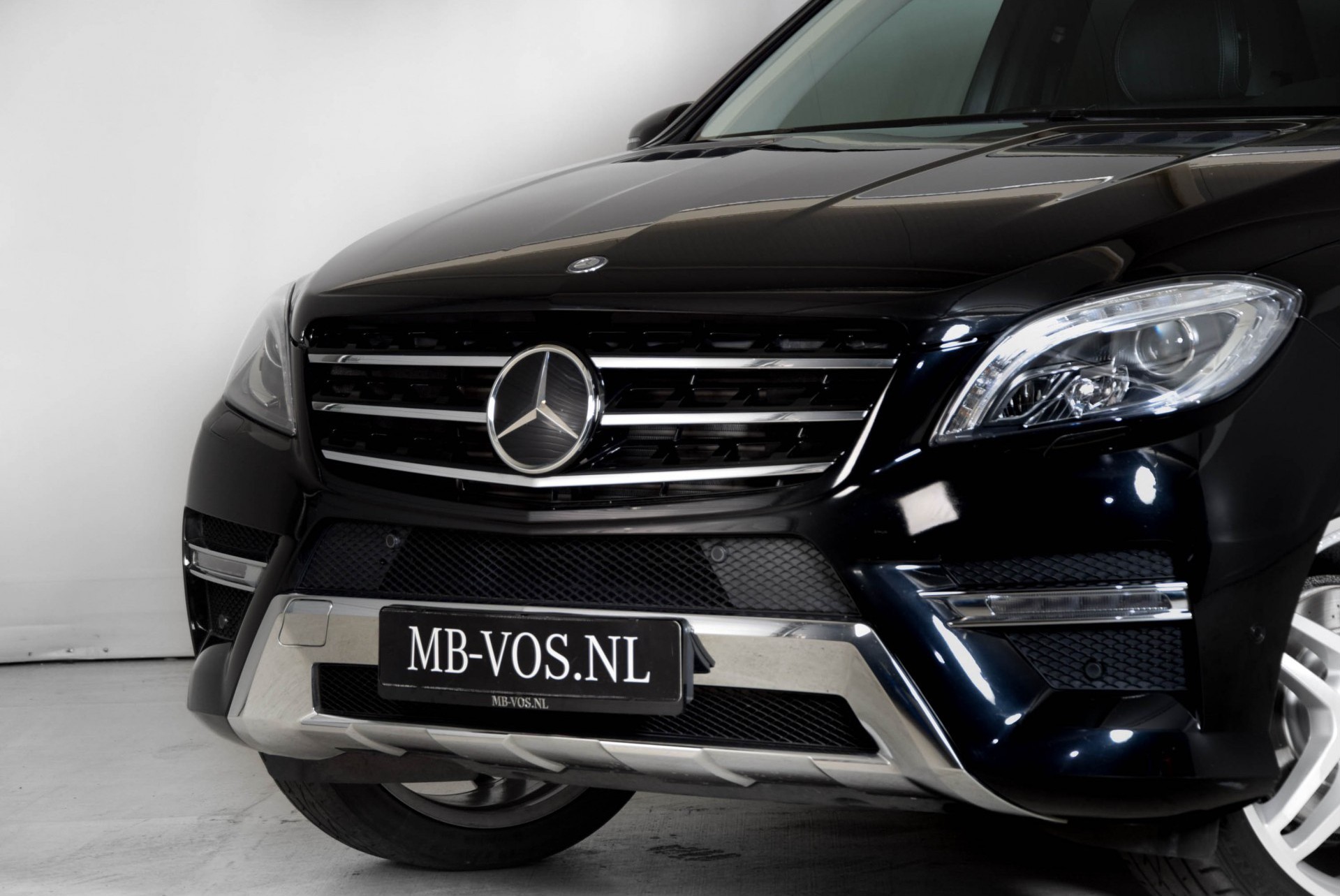 Mercedes-Benz M-Klasse 350 Bluetec 4-M AMG/Pano/Keyless/Distronic/DVD Aut7 Foto 16