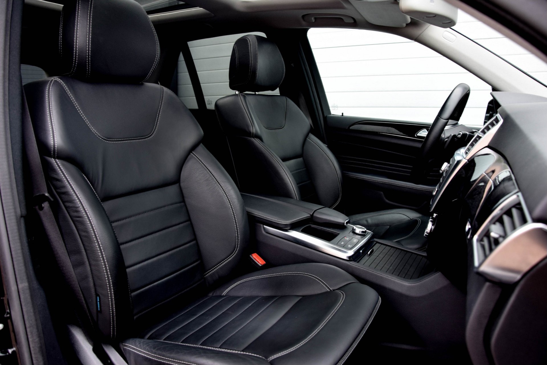 Mercedes-Benz M-Klasse 350 Bluetec 4-M AMG/Pano/Keyless/Distronic/DVD Aut7 Foto 3