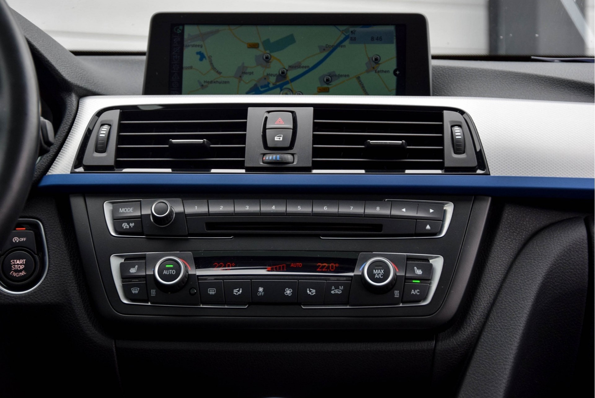 BMW 3 Serie Gran Turismo 328i High Executive M-pakket/Keyless/Navi/Pano-schuifdak/Head-Up/Camera Aut8 Foto 8