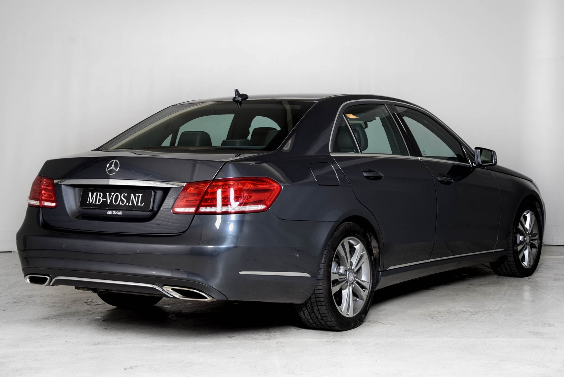 Mercedes-Benz E-Klasse 2.2 200 Cdi Prestige Avantgarde 3D Navi/ILS/Verw-stln/Wegkl-trekhaak Aut7 Foto 2