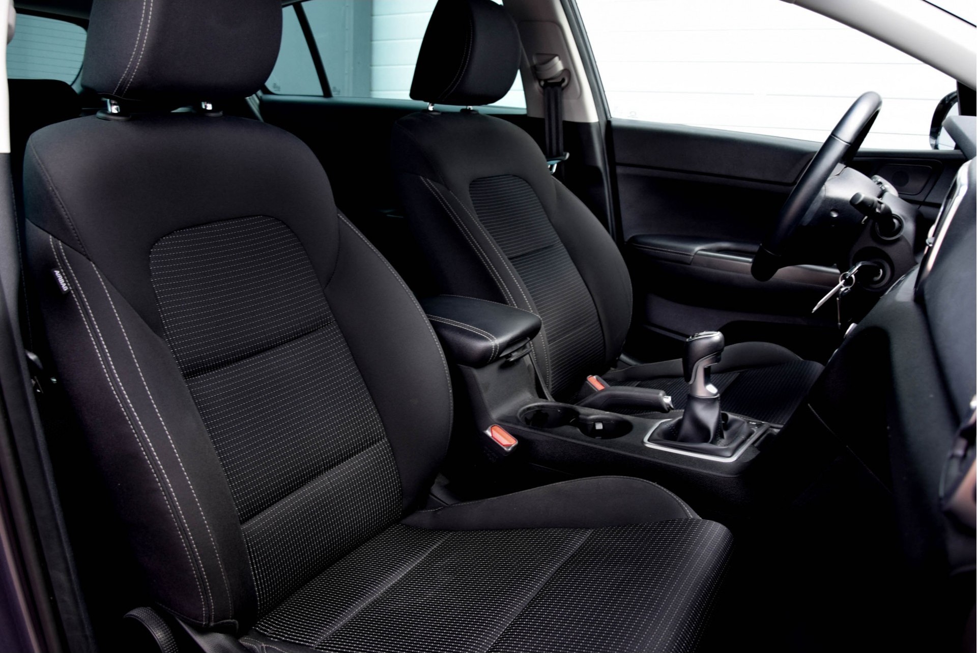 Kia Sportage 1.6 GDI First Edition Navi/PDC/Led/Bluetooth Foto 3