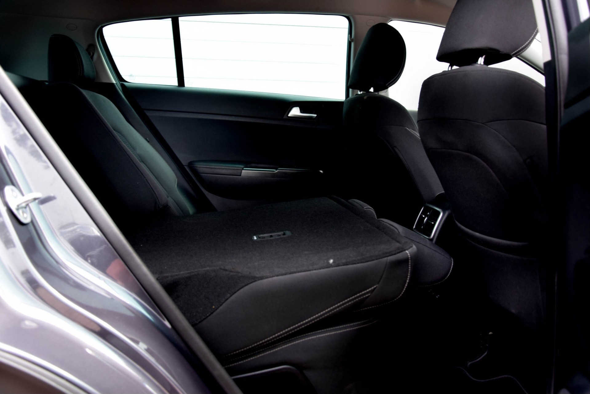 Kia Sportage 1.6 GDI First Edition Navi/PDC/Led/Bluetooth Foto 5