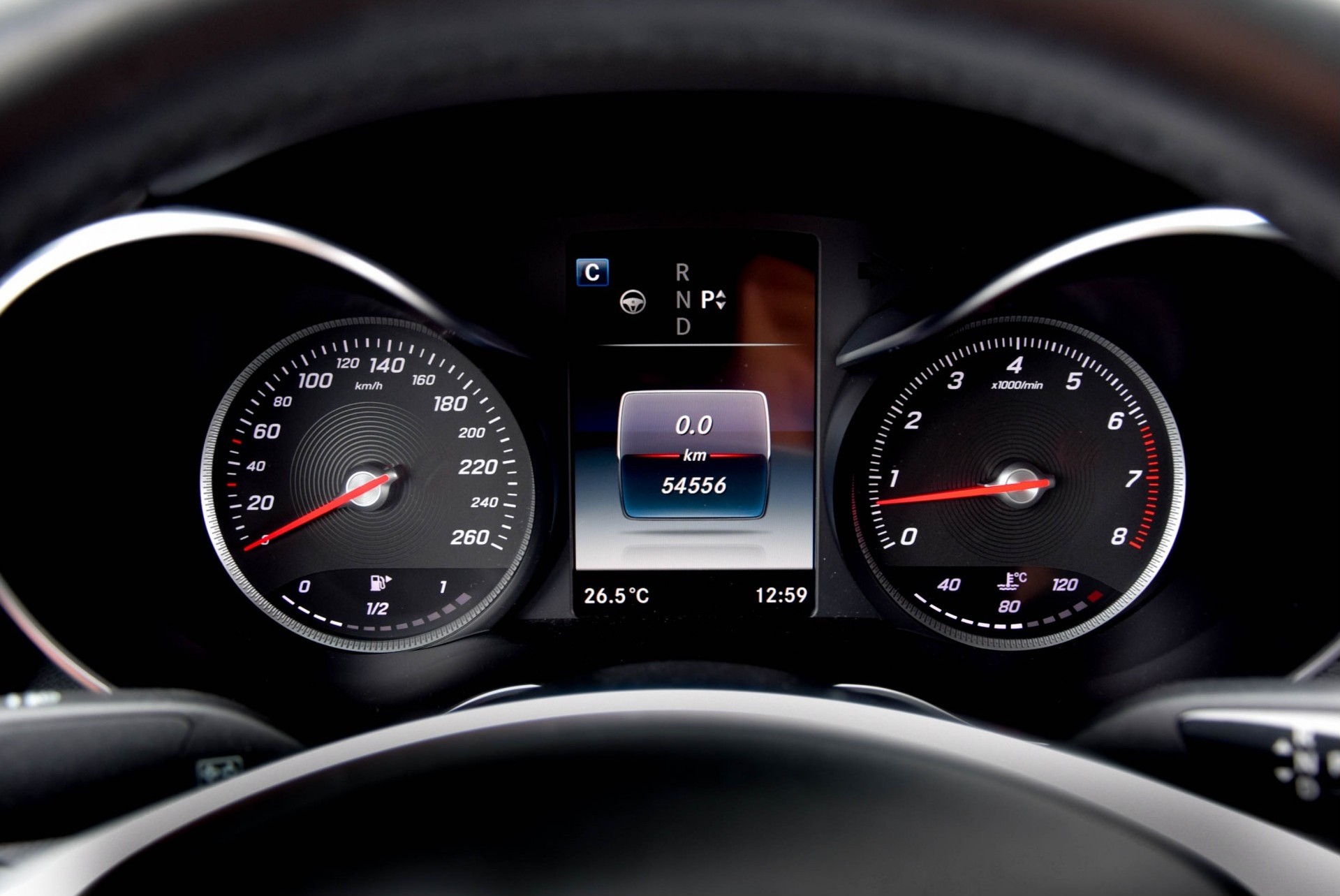 Mercedes-Benz C-Klasse 300 AMG Night/Luchtvering/Distronic/Burmester/Keyless/HUD/360//Keyless/19'' Aut7 Foto 7