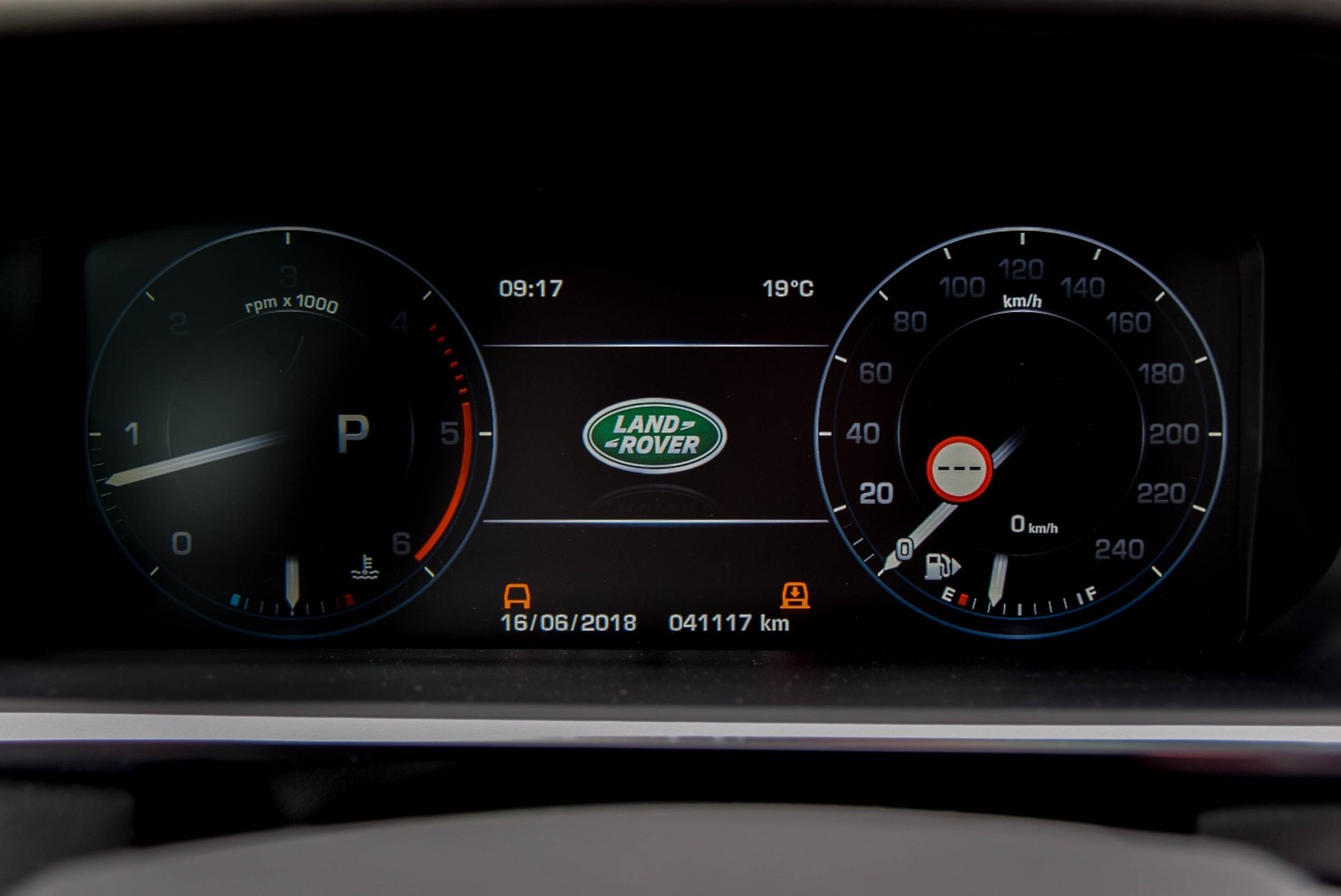 Land Rover Range Rover 3.0 TDV6 AUTOBIOGRAPHY LWB BlackDesign/Camera/TV/Panodak/LED Aut8 Foto 7