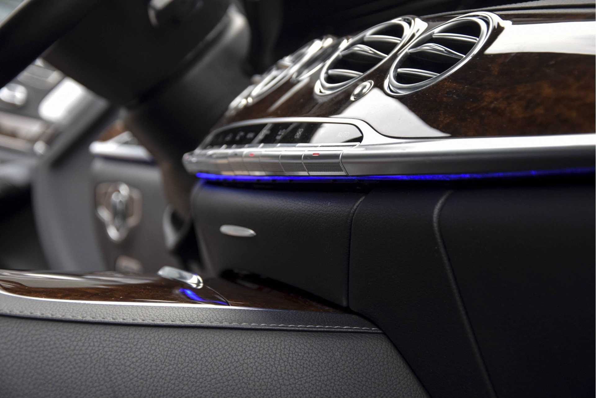 Mercedes-Benz S-Klasse 350 Bluetec AMG Massage/Distronic+/Keyless-Go/Pano/Camera/Nightvision/Mem Aut7 Foto 17