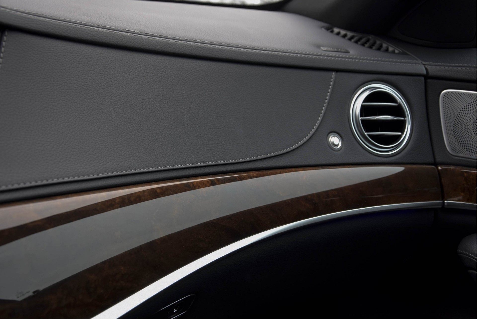 Mercedes-Benz S-Klasse 350 Bluetec AMG Massage/Distronic+/Keyless-Go/Pano/Camera/Nightvision/Mem Aut7 Foto 18