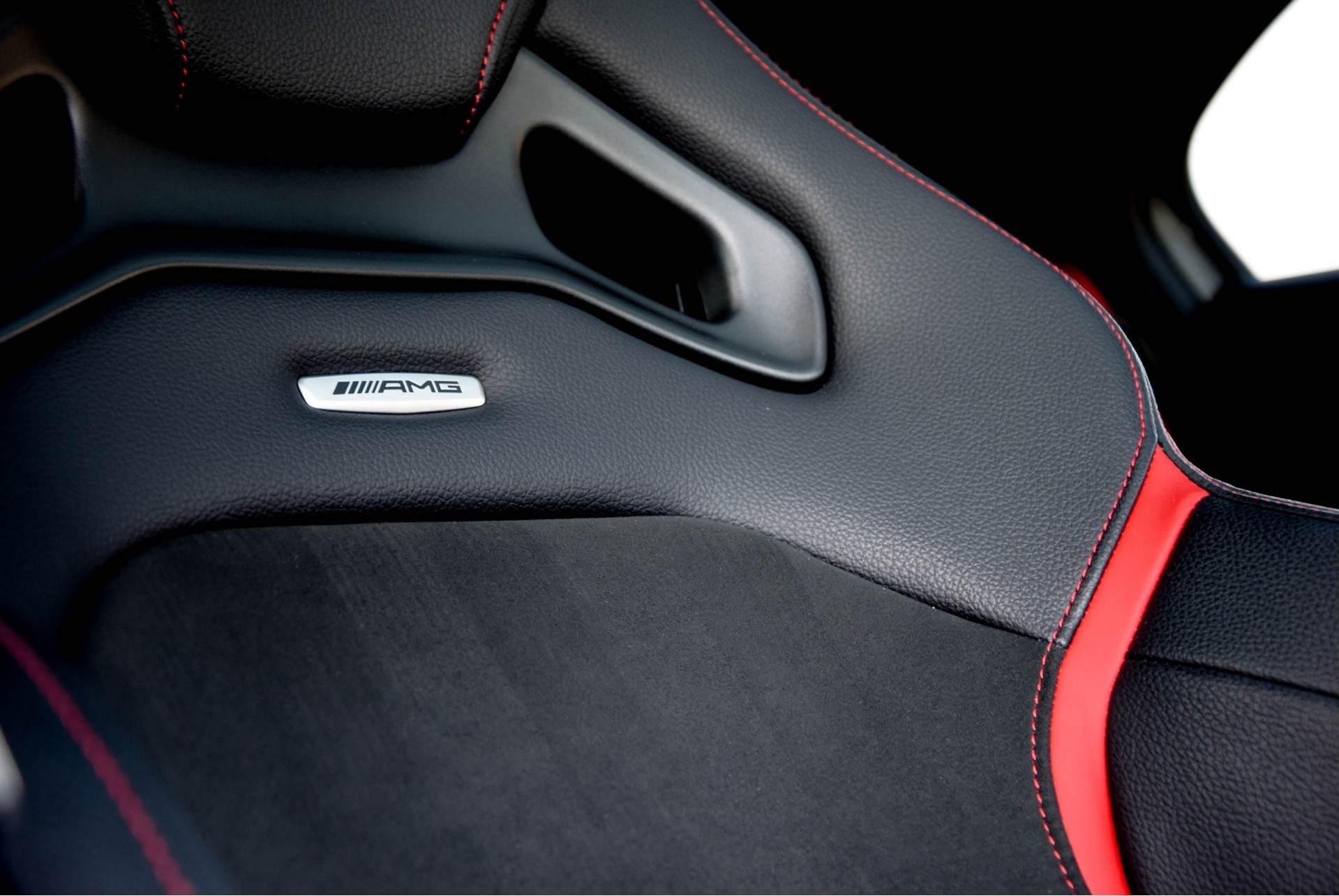 Mercedes-Benz A-Klasse 45 AMG 4-M Performance Stoelen+uitlaat/Aerodynamicapakket/Harman-Kardon/Keyless/Memory Aut7 Foto 14