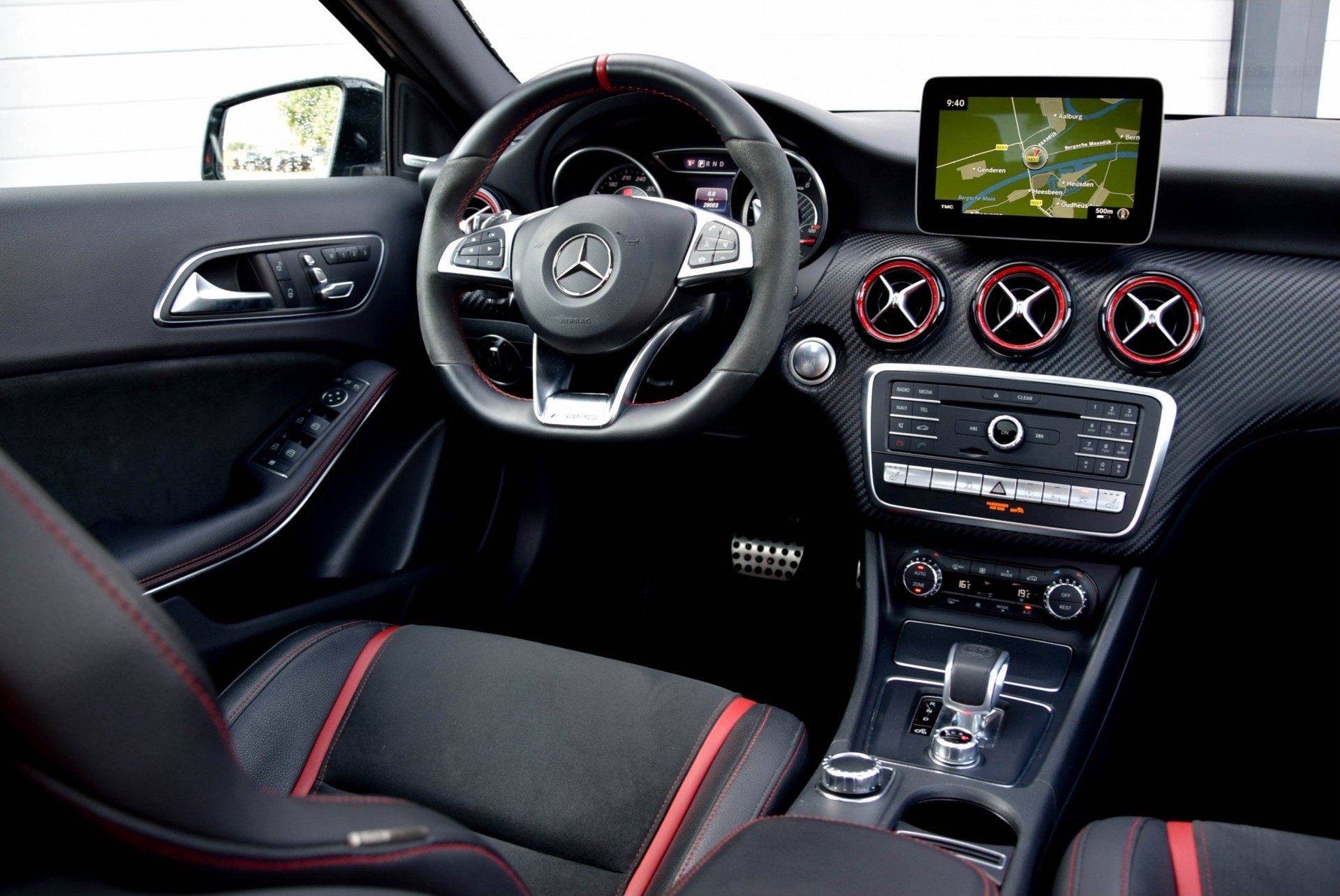 Mercedes-Benz A-Klasse 45 AMG 4-M Performance Stoelen+uitlaat/Aerodynamicapakket/Harman-Kardon/Keyless/Memory Aut7 Foto 6