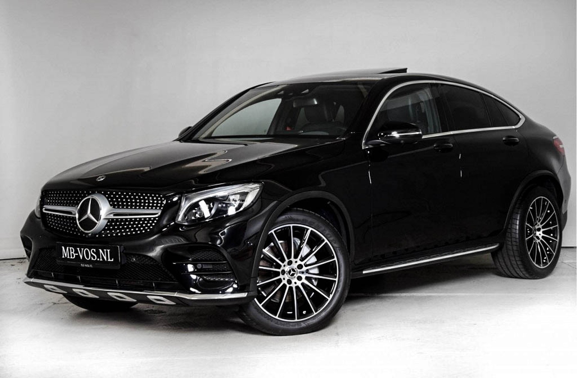 Mercedes-Benz GLC-Klasse Coupé 250 4-M AMG/Distronic/Camera/Burmester/Keyless/Schuifkanteldak Aut9 Foto 1