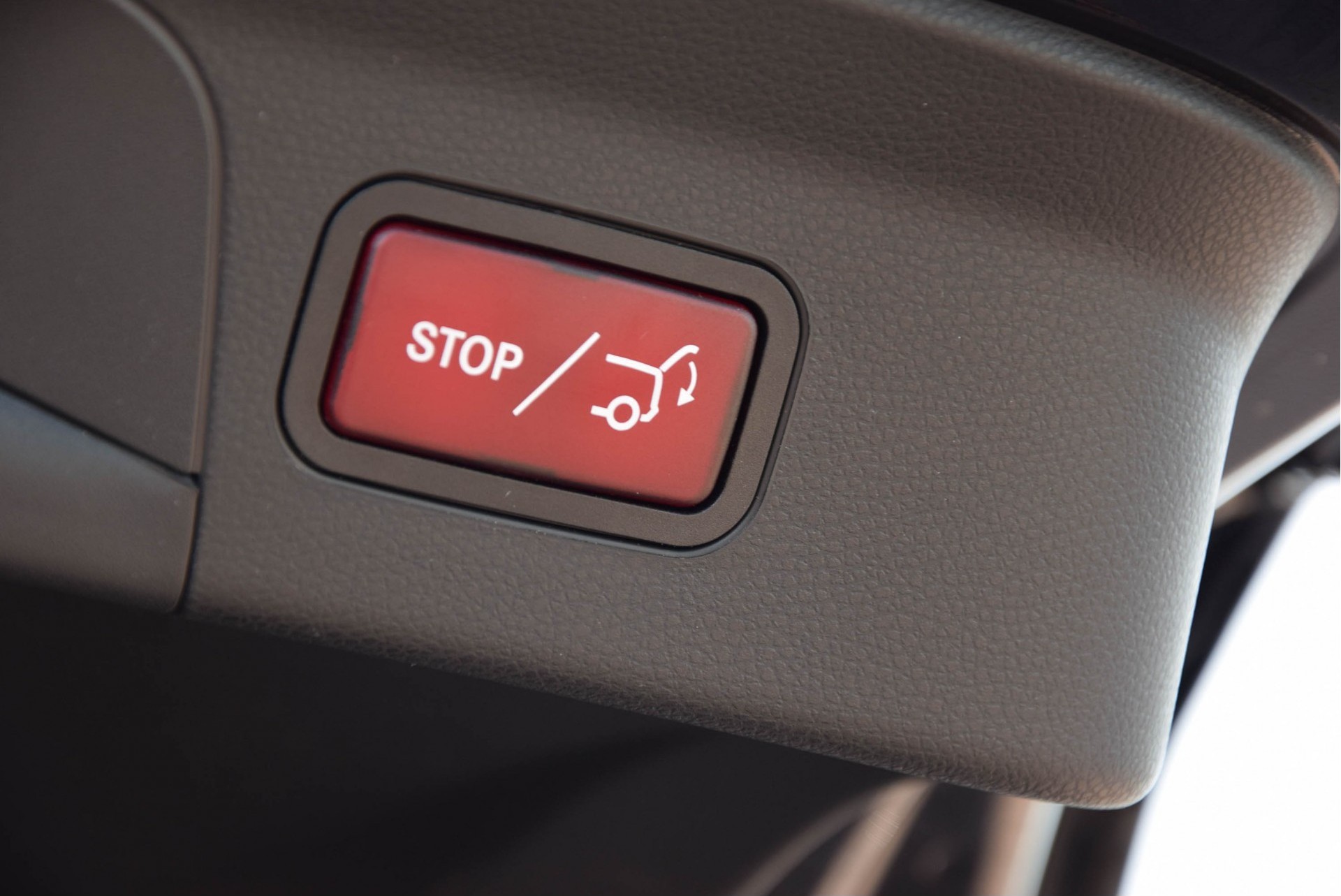 Mercedes-Benz GLC-Klasse Coupé 250 4-M AMG/Distronic/Camera/Burmester/Keyless/Schuifkanteldak Aut9 Foto 16