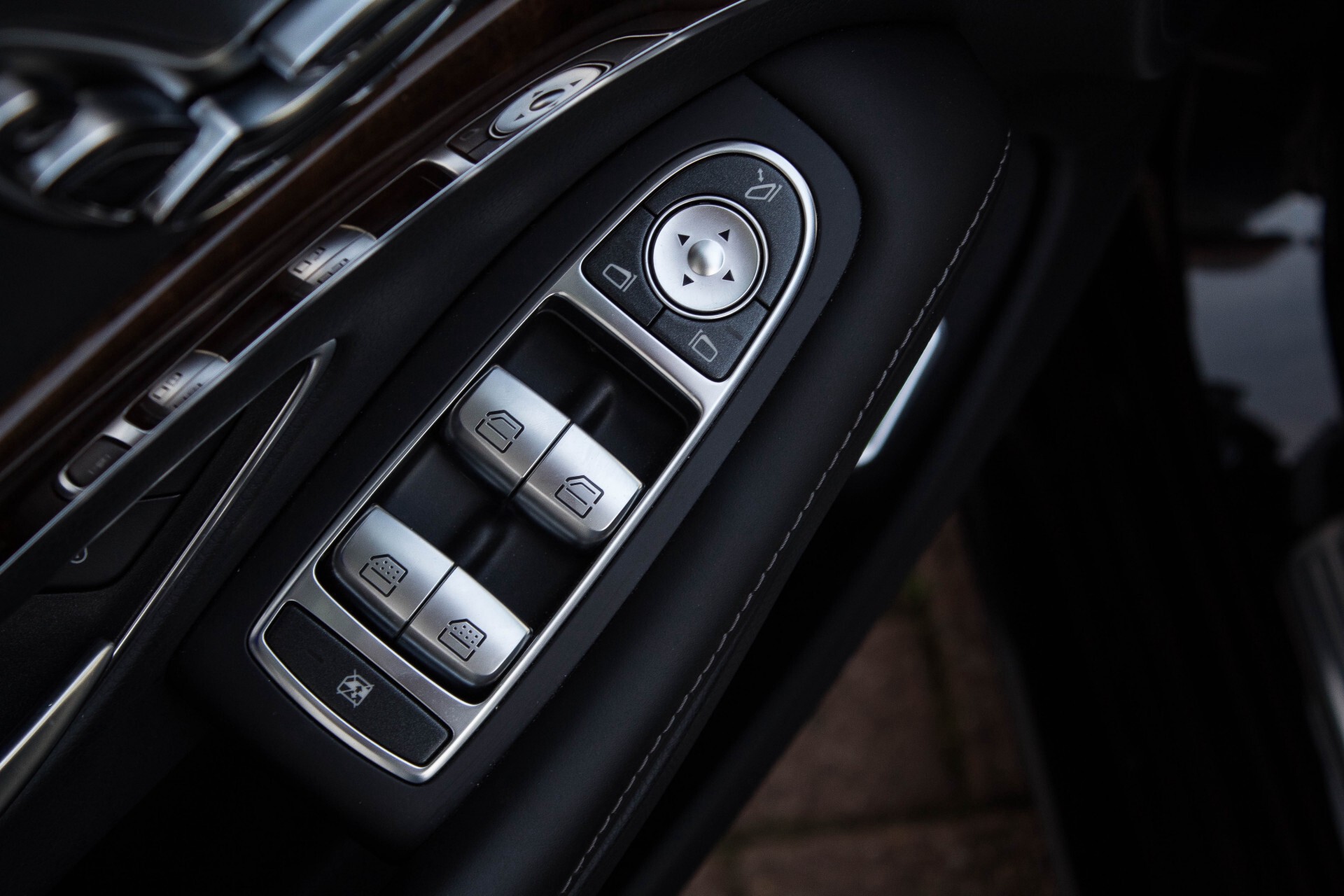 Mercedes-Benz S-Klasse 500 Lang AMG ABC/Entertainment/Massage/TV/HUD/Distronic Aut9 Foto 26