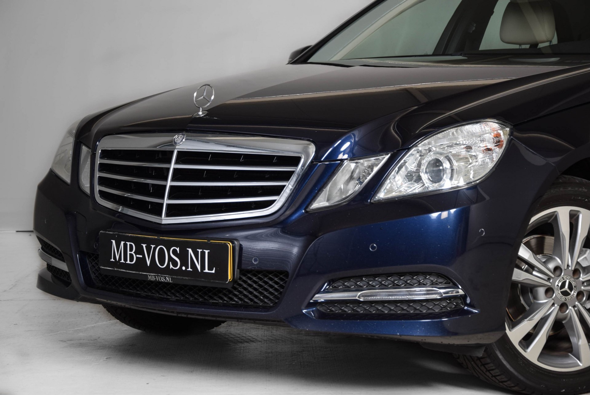 Mercedes-Benz E-Klasse 200 Cdi 2.2 3D Navi/Volleder/Wegklapbare trkhk/Pdc Aut7 Foto 19