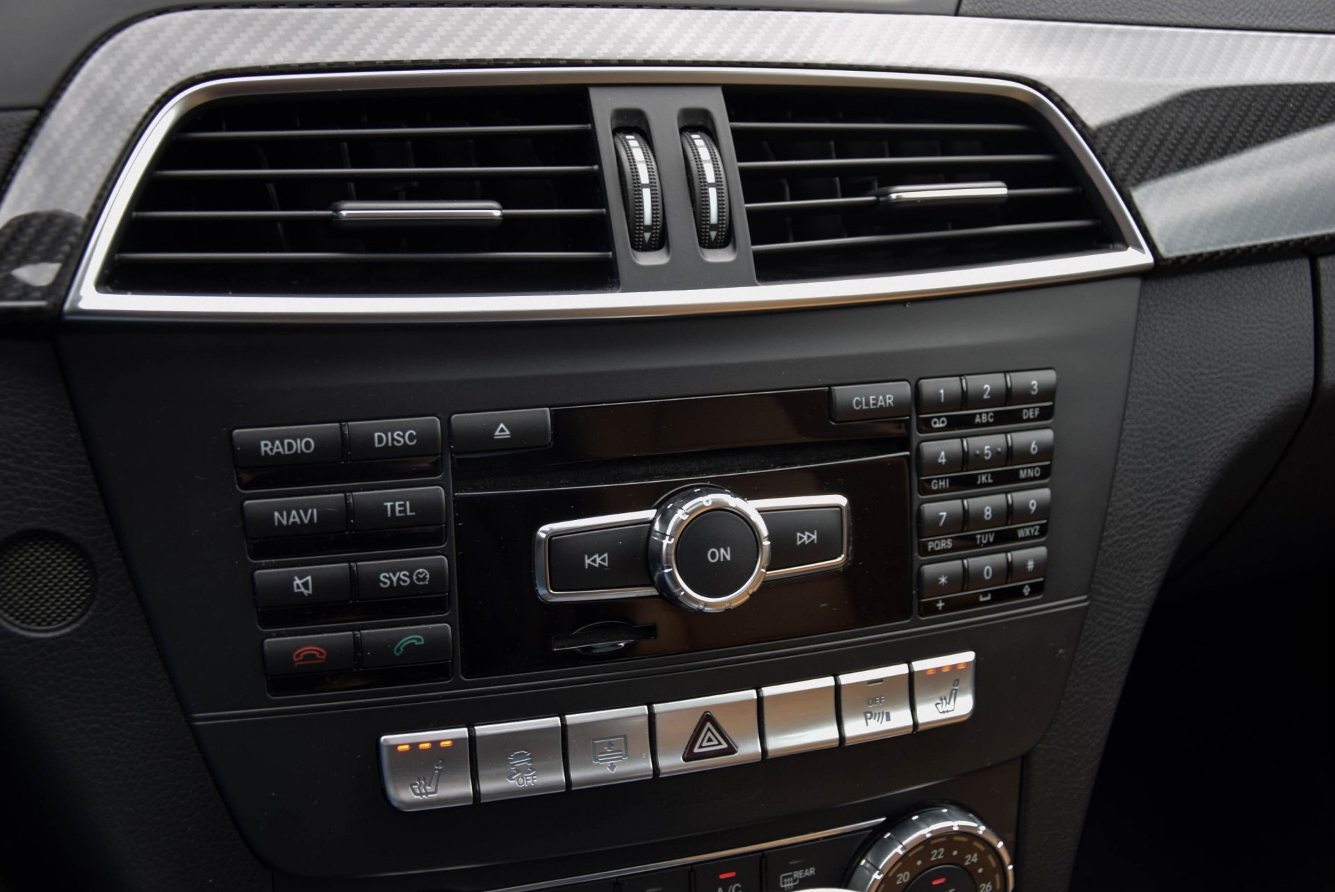 Mercedes-Benz C-Klasse C63 AMG Designo Carbon/Keyless/Harman-Kardon/ILS Aut7 Foto 12