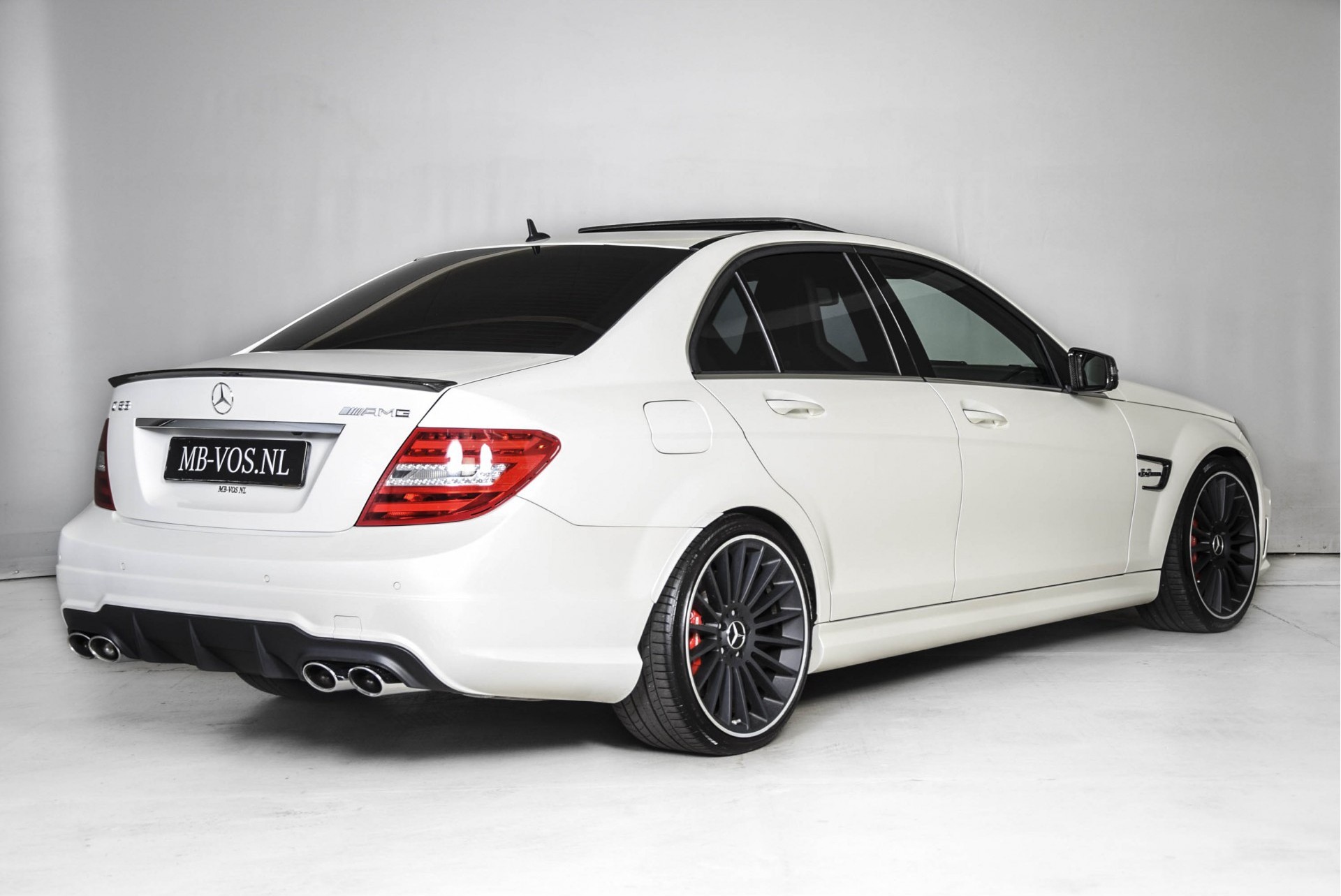 Mercedes-Benz C-Klasse C63 AMG Designo Carbon/Keyless/Harman-Kardon/ILS Aut7 Foto 2
