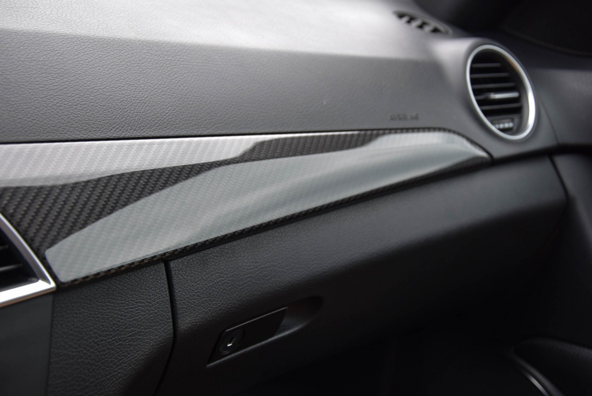 Mercedes-Benz C-Klasse C63 AMG Designo Carbon/Keyless/Harman-Kardon/ILS Aut7 Foto 22