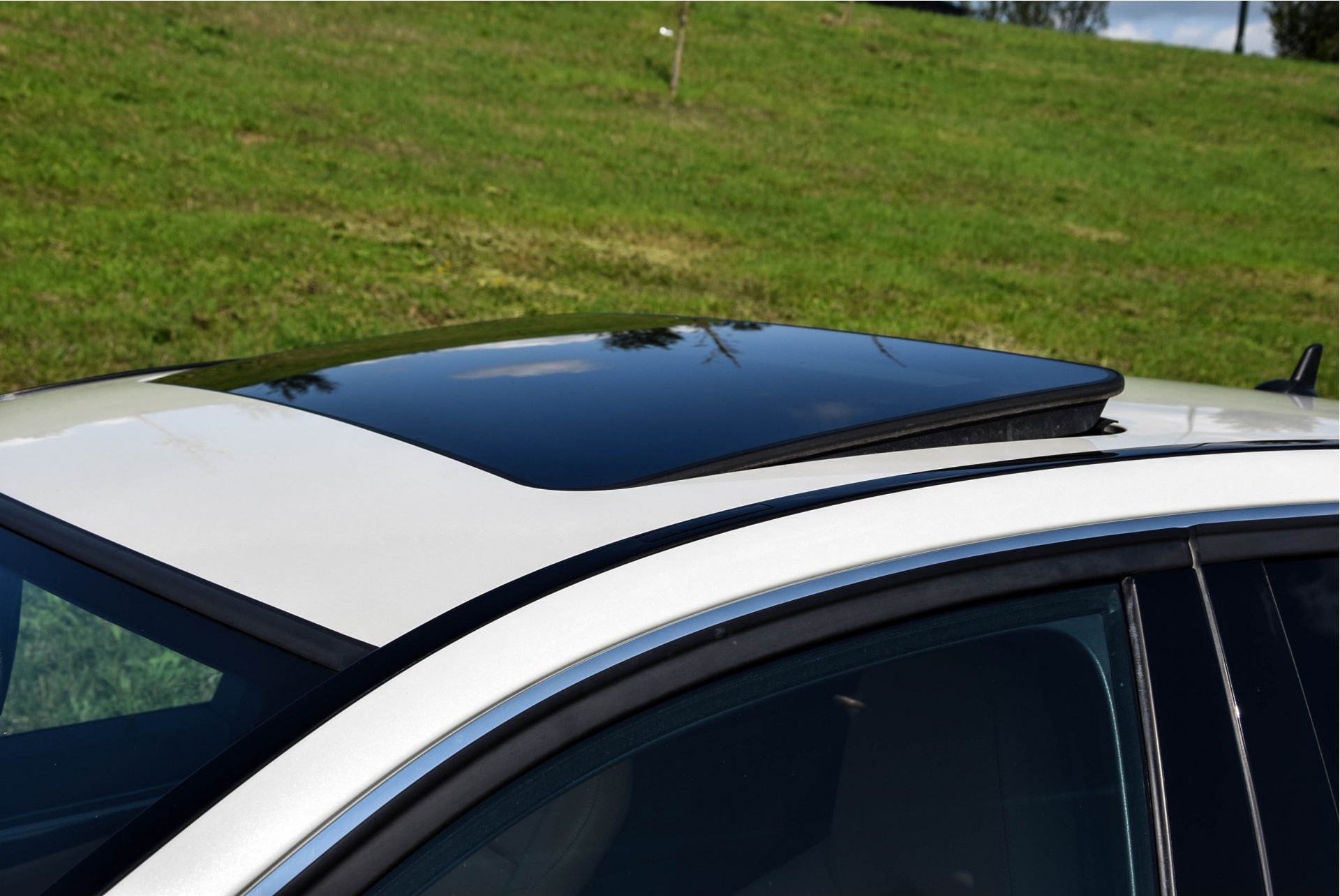 Mercedes-Benz C-Klasse C63 AMG Designo Carbon/Keyless/Harman-Kardon/ILS Aut7 Foto 31