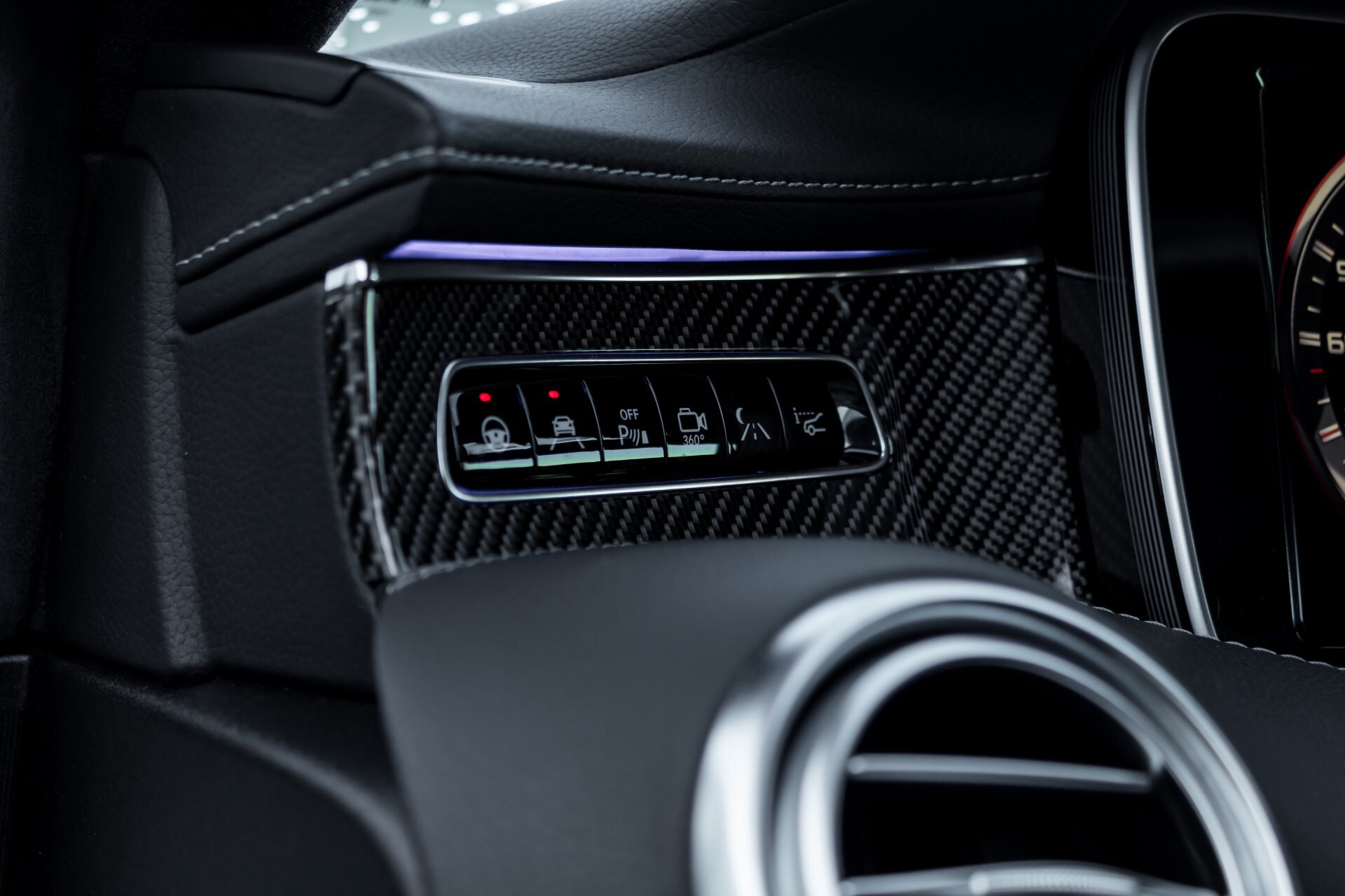 Mercedes-Benz S-Klasse Coupé 63 AMG 4-M Designo/Burmester 3D/Carbon/HUD/Standkachel Aut7 Foto 26