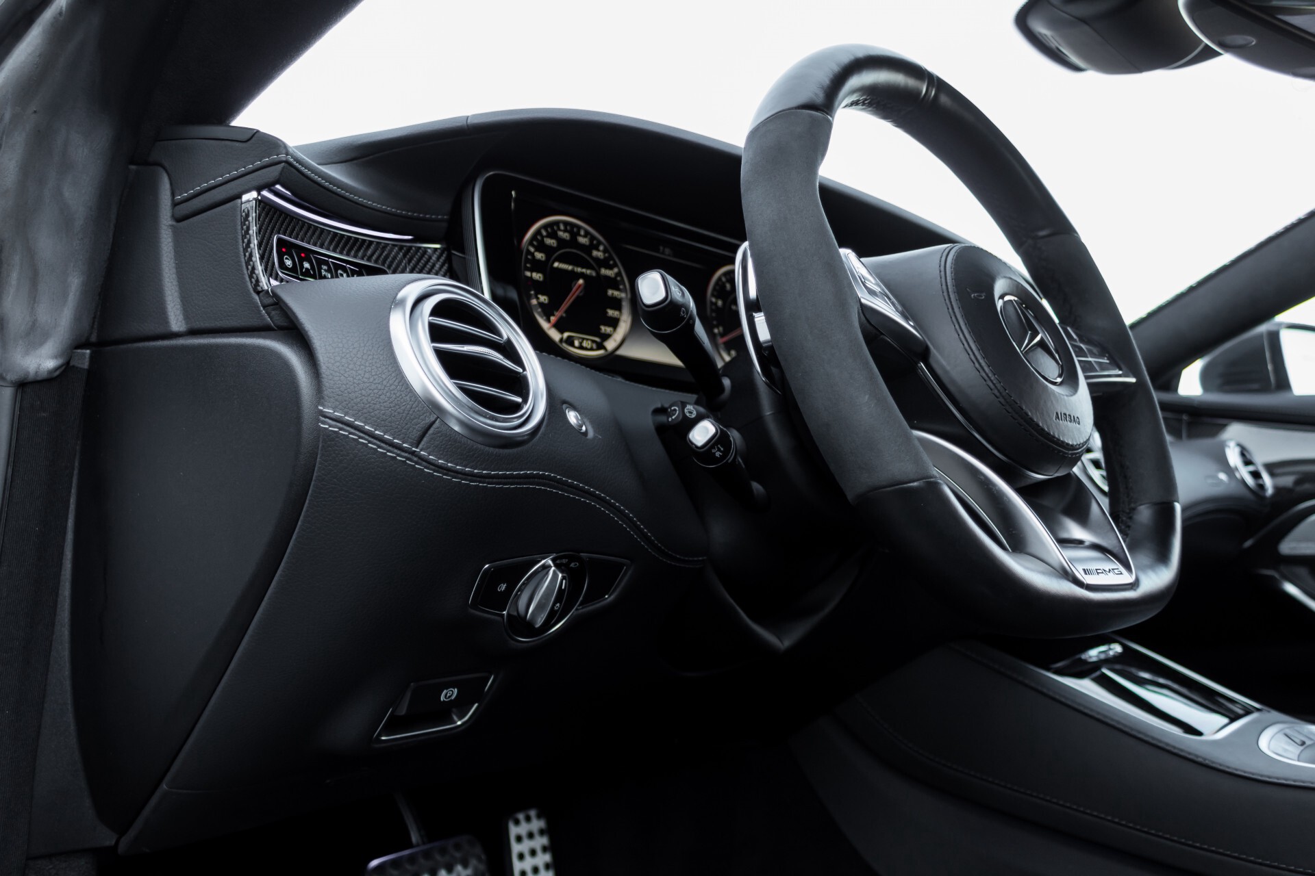 Mercedes-Benz S-Klasse Coupé 63 AMG 4-M Designo/Burmester 3D/Carbon/HUD/Standkachel Aut7 Foto 33