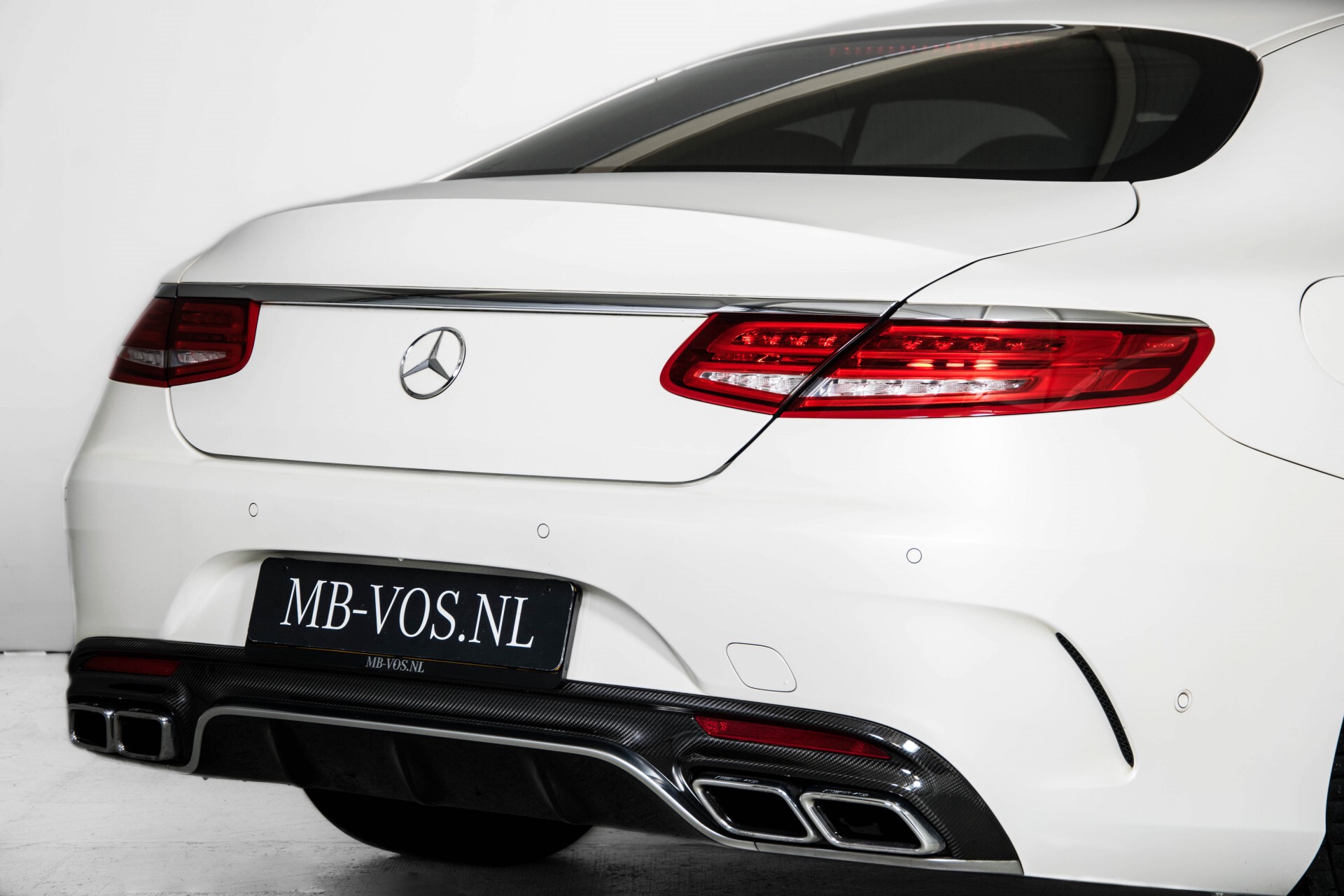 Mercedes-Benz S-Klasse Coupé 63 AMG 4-M Designo/Burmester 3D/Carbon/HUD/Standkachel Aut7 Foto 60
