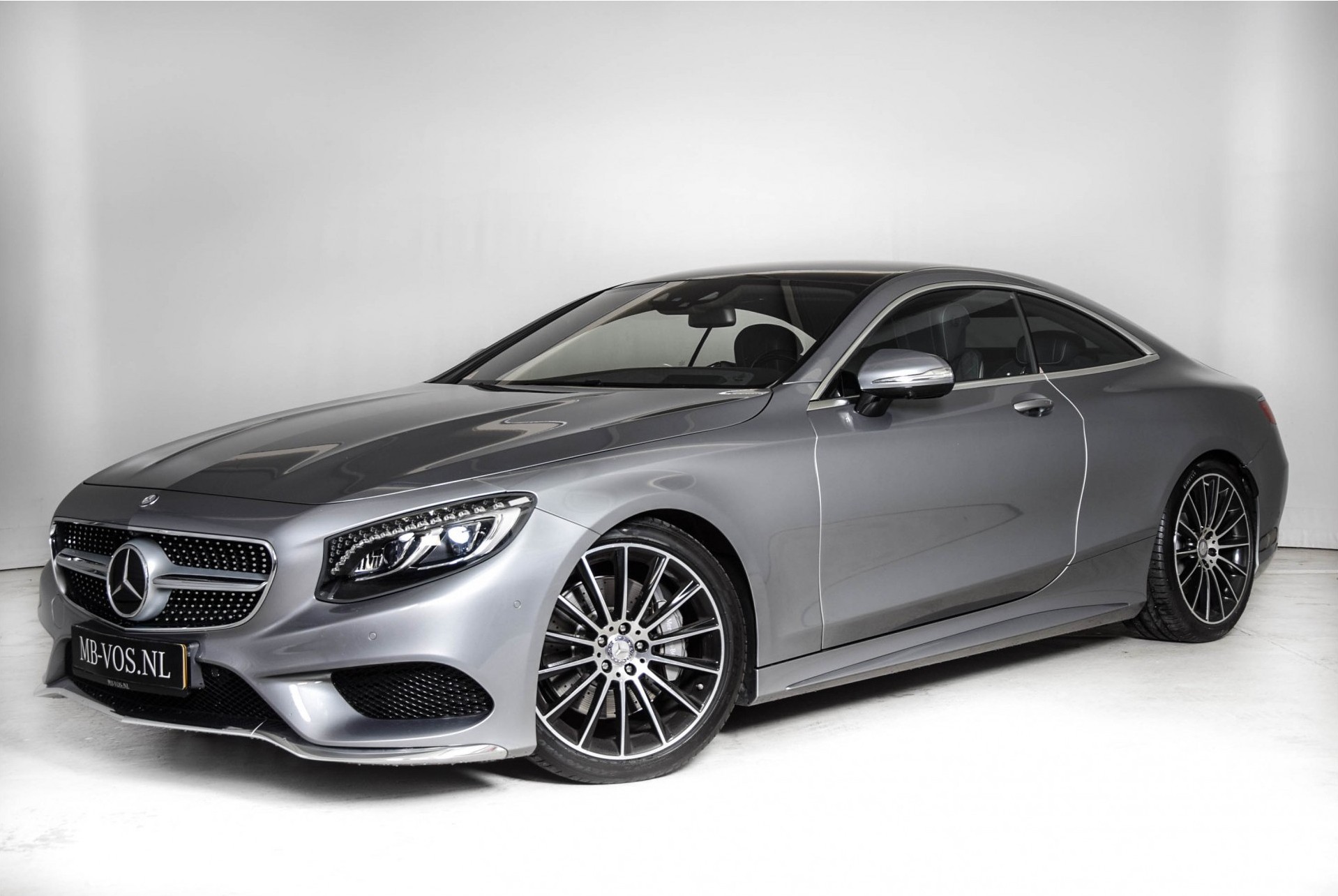 Mercedes-Benz S-Klasse Coupé 500 4-M AMG Designo Full Options Aut7 Nieuwprijs: €198699 Foto 1