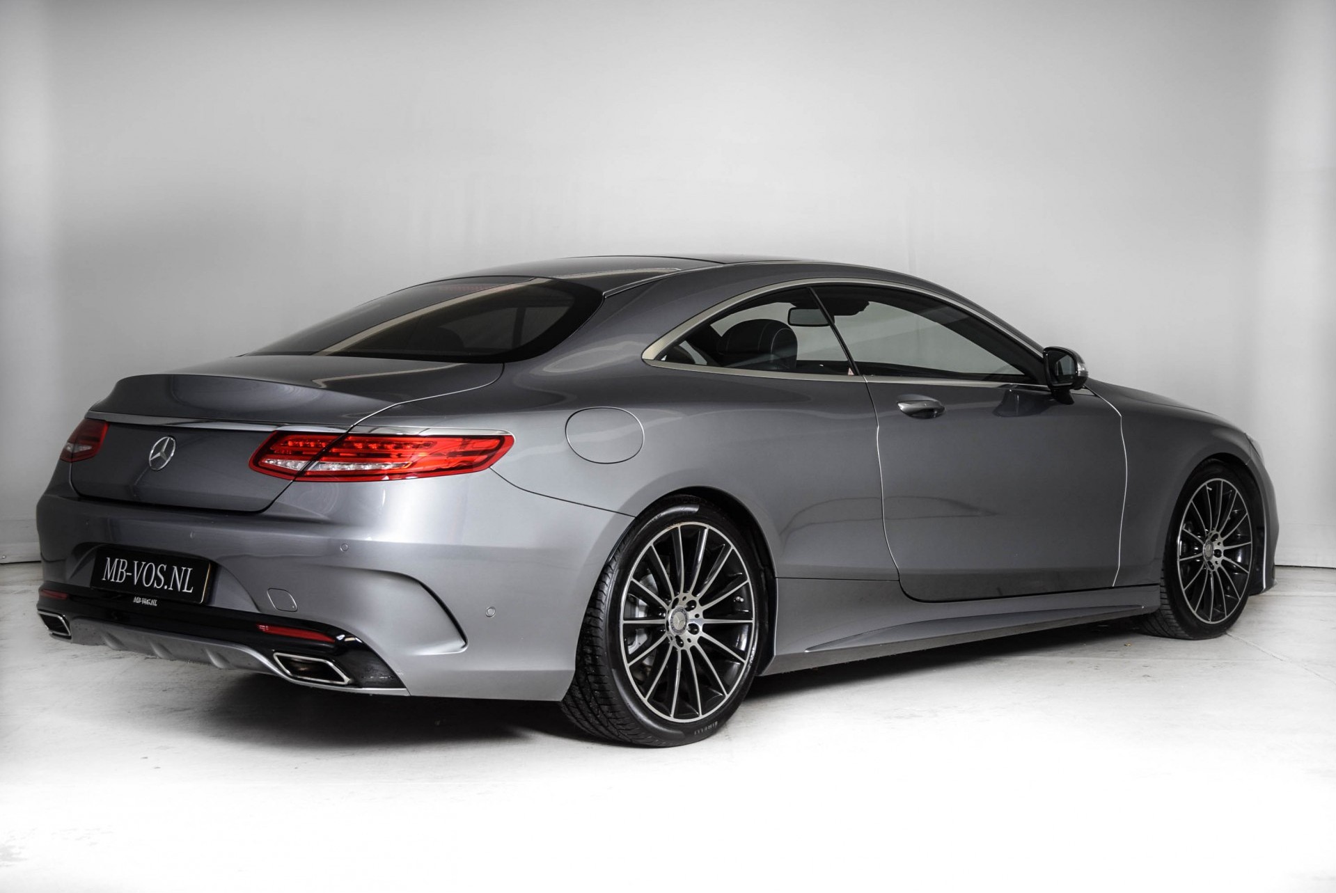 Mercedes-Benz S-Klasse Coupé 500 4-M AMG Designo Full Options Aut7 Nieuwprijs: €198699 Foto 2