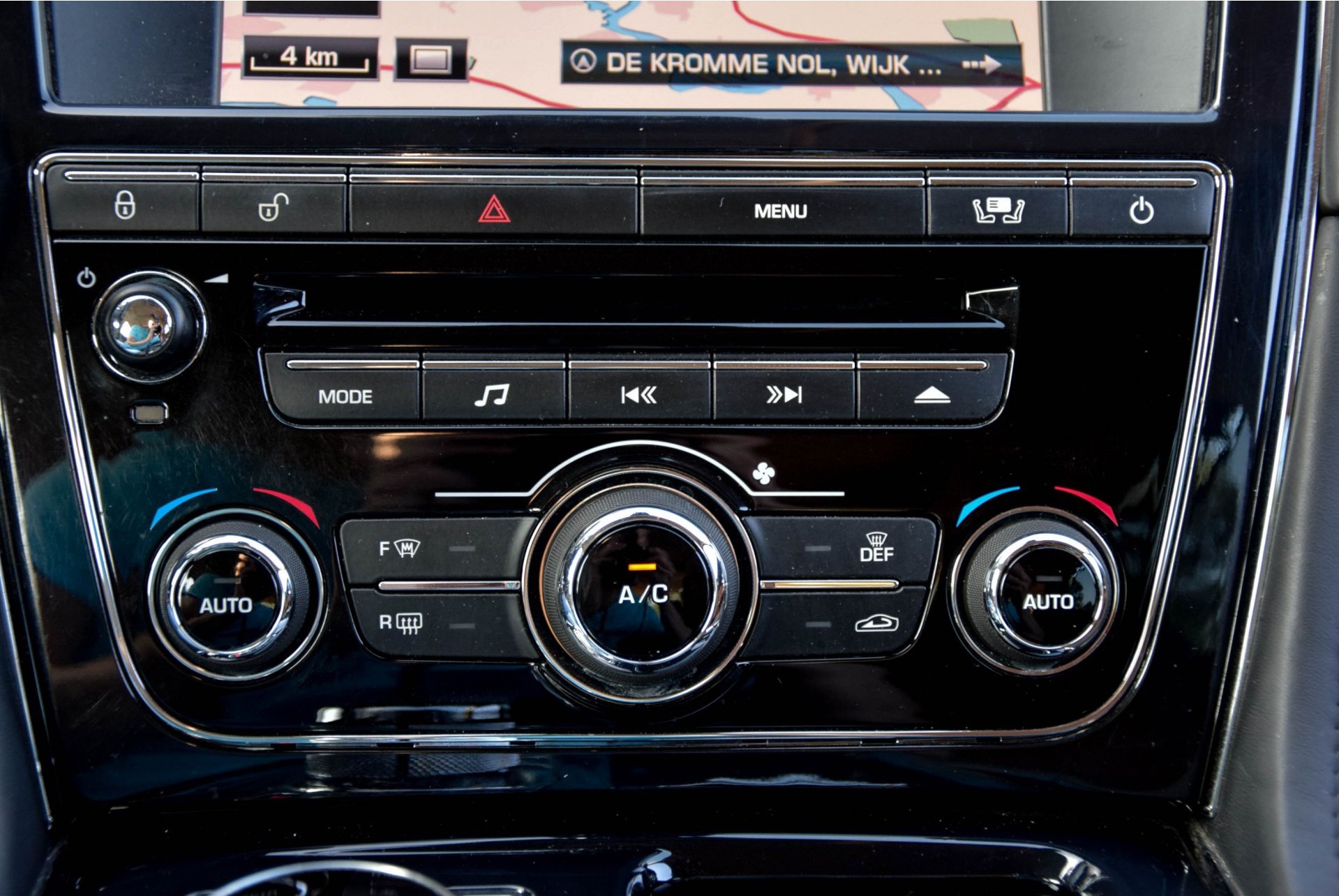 Jaguar XJ 5.0 V8 Portfolio LWB Panoschuifdak/Keyless/Memory Aut6 Foto 11