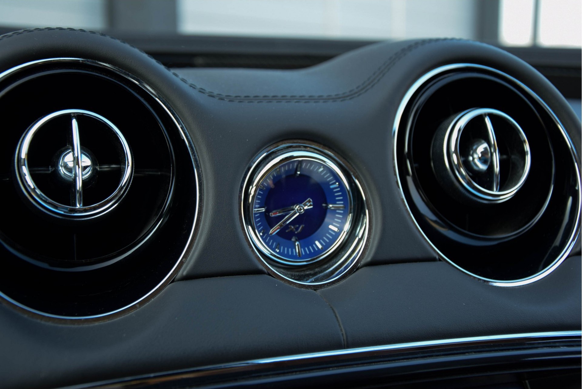 Jaguar XJ 5.0 V8 Portfolio LWB Panoschuifdak/Keyless/Memory Aut6 Foto 13