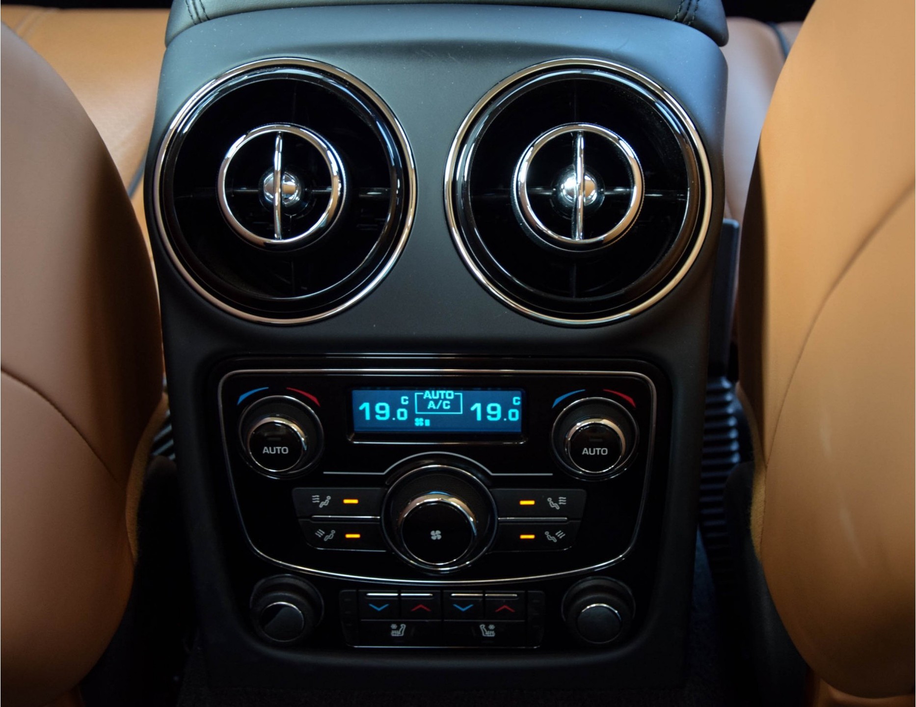 Jaguar XJ 5.0 V8 Portfolio LWB Panoschuifdak/Keyless/Memory Aut6 Foto 15