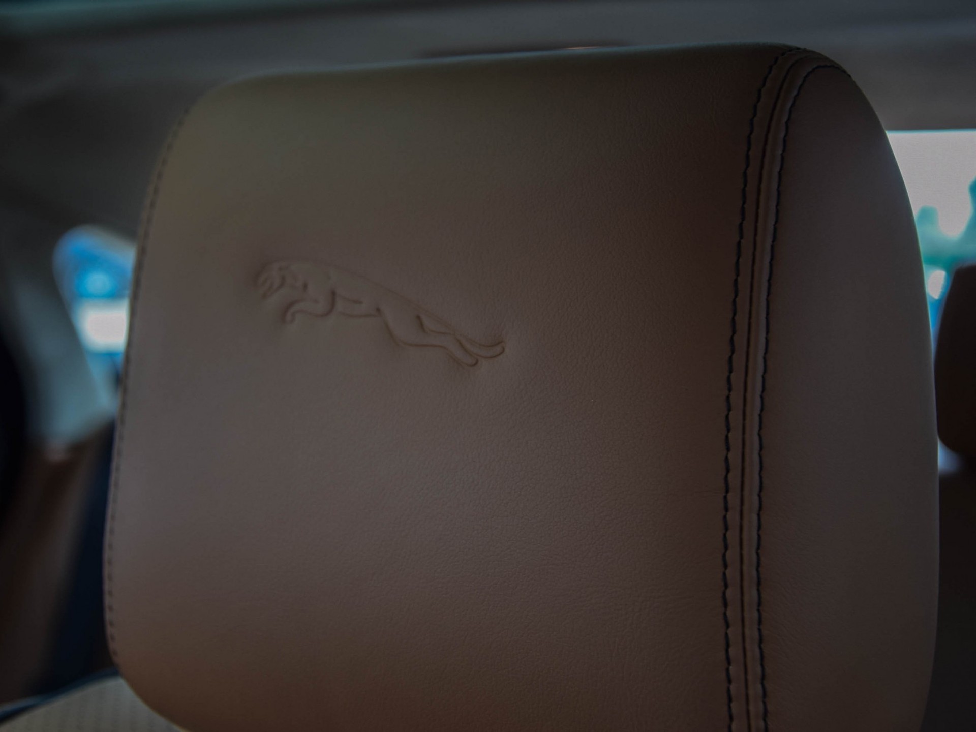 Jaguar XJ 5.0 V8 Portfolio LWB Panoschuifdak/Keyless/Memory Aut6 Foto 16