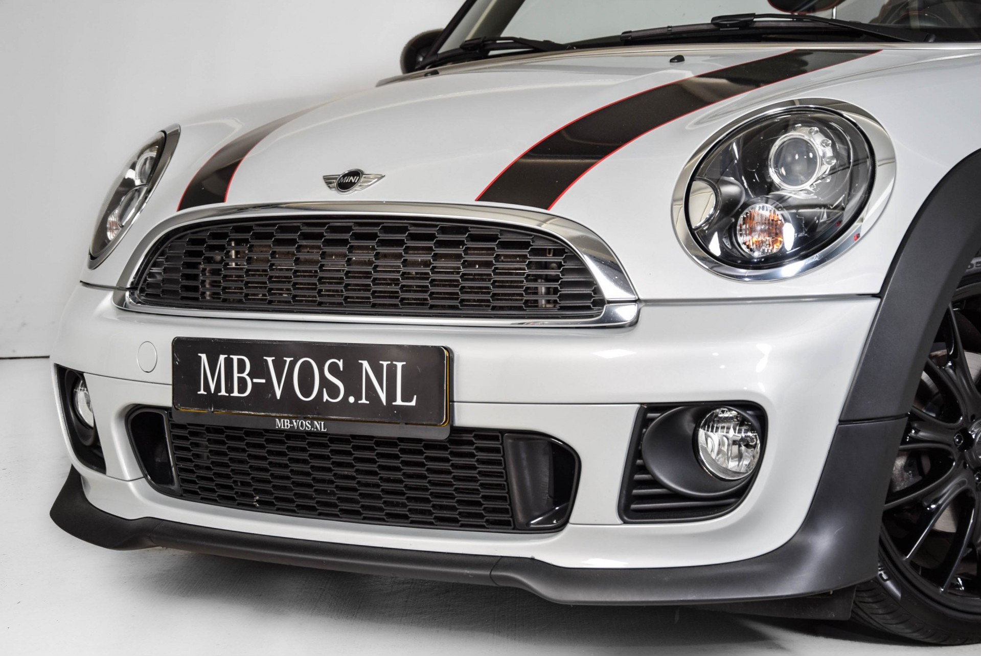 MINI Cabrio 1.6 Cooper JCW-pakket Navi/Leder/Xenon/Stoelv/Pts/ECC Foto 19