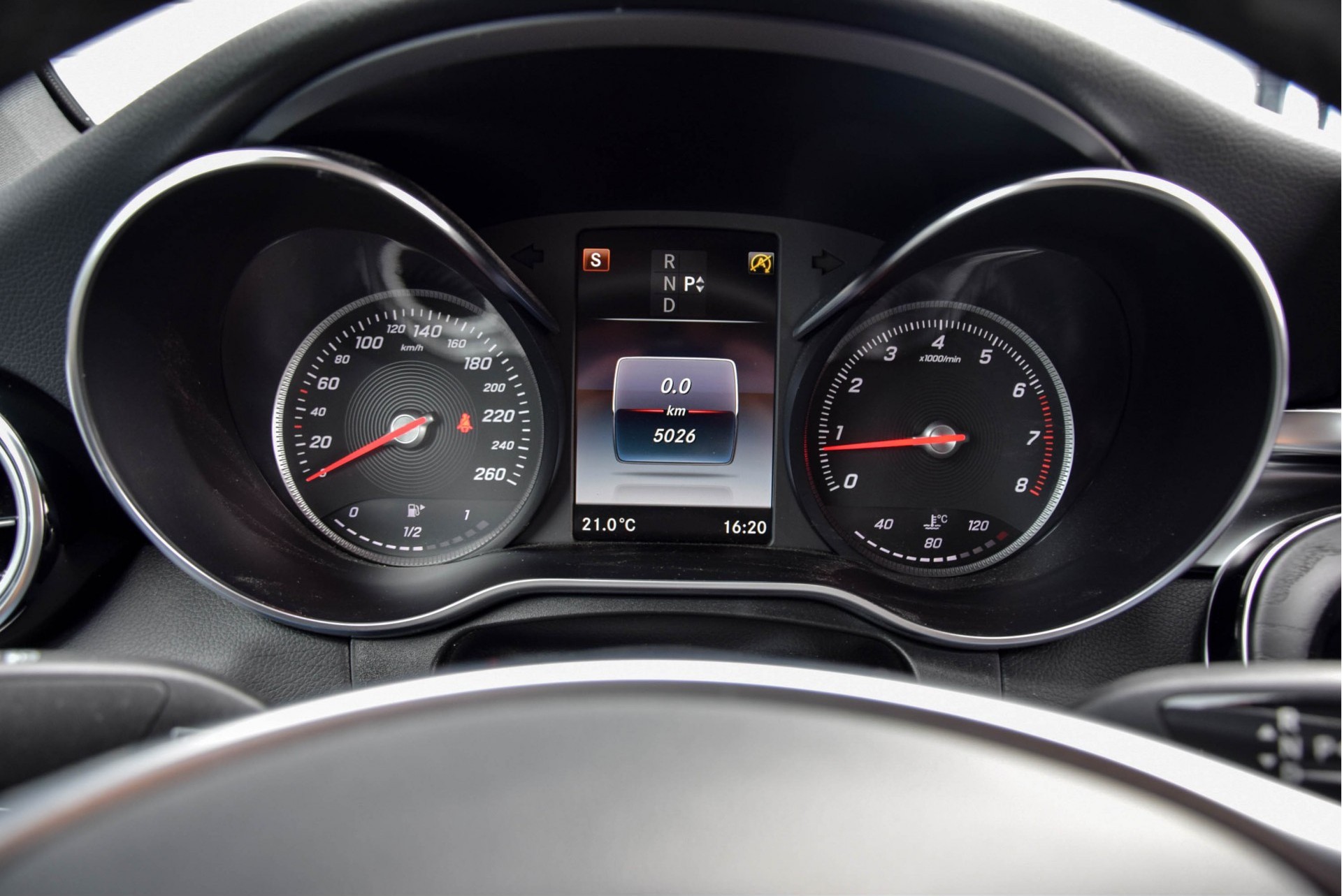 Mercedes-Benz GLC-Klasse Coupé 250 4-M AMG Schuifdak/Burmester/Comand/Memory/Trekhaak/360 camera Aut9 Foto 9