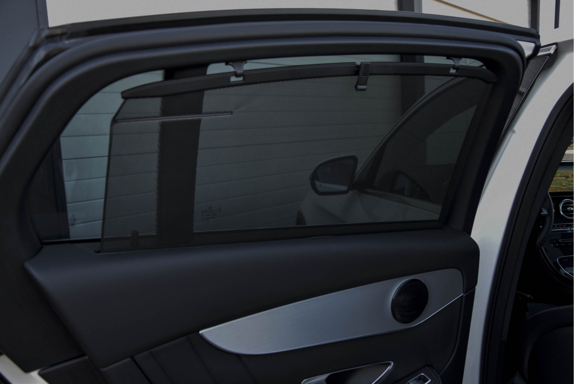 Mercedes-Benz GLC-Klasse 250d 4-M AMG coupe Distronic/Keyless/Carbon/HUD/Standkachel Aut9 Foto 18