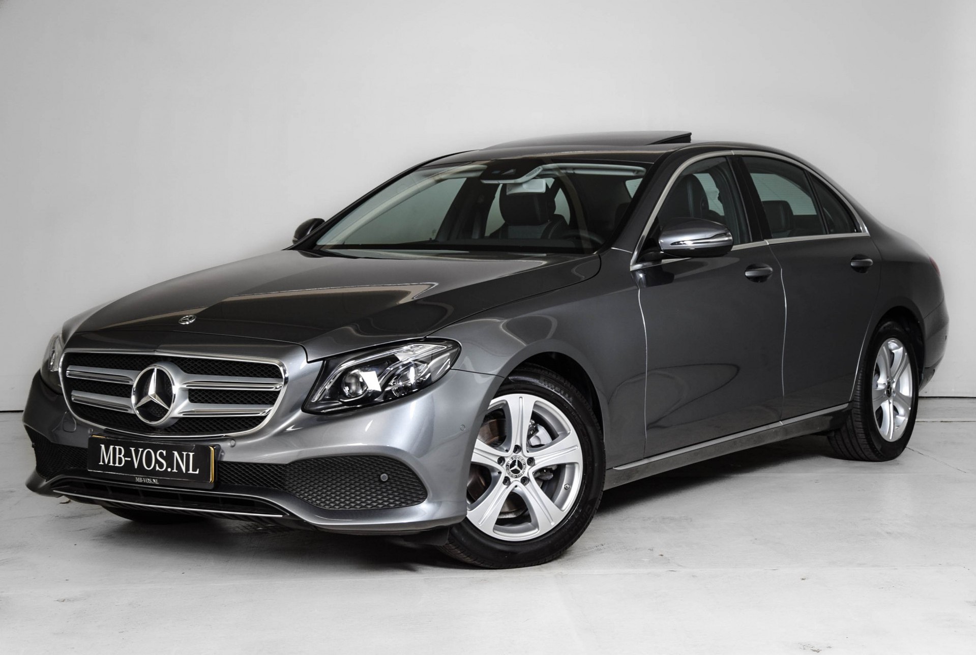 Mercedes-Benz E-Klasse 220d Avantgarde Widescreen/Comand/Schuifdak Aut9 Foto 1