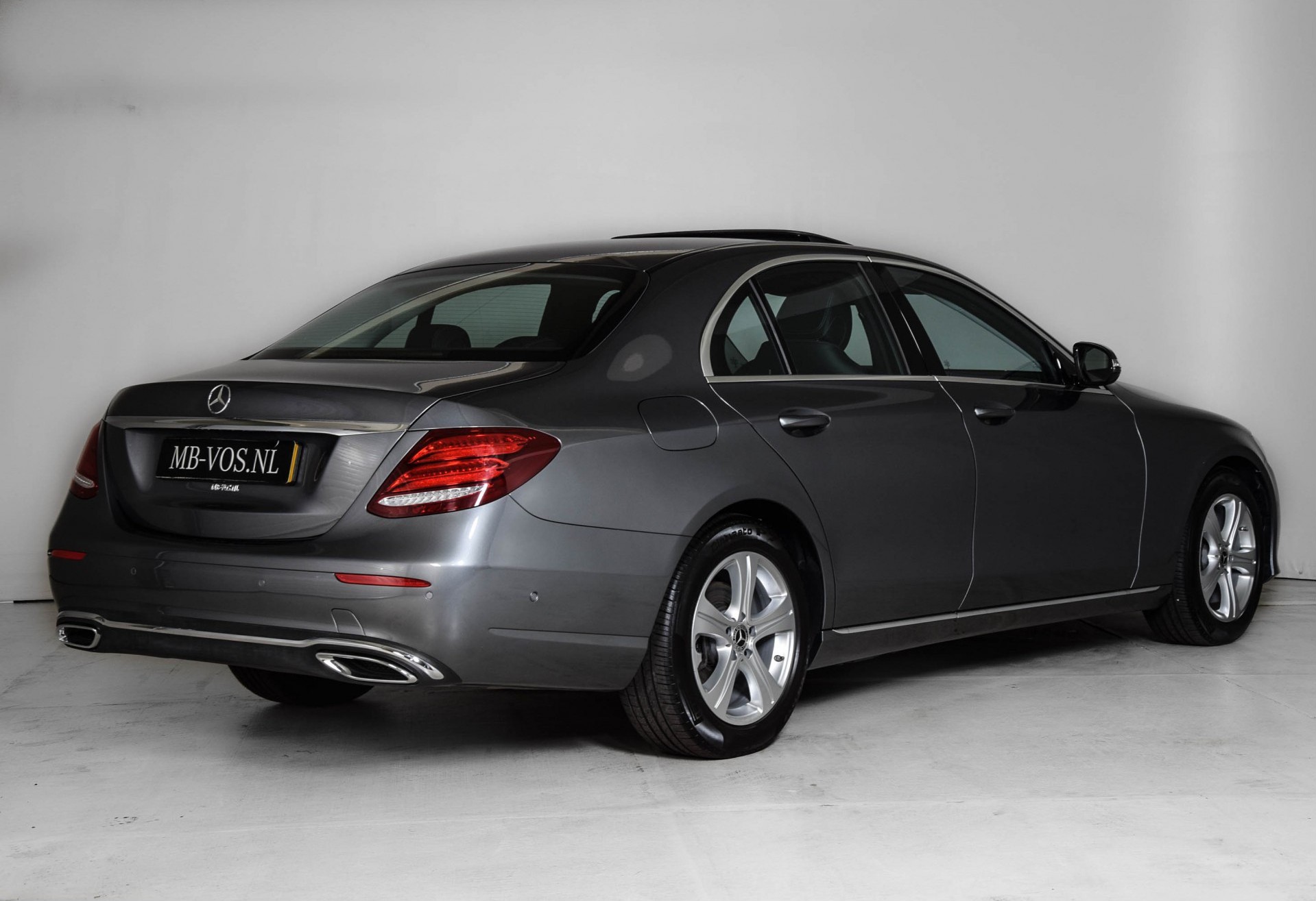 Mercedes-Benz E-Klasse 220d Avantgarde Widescreen/Comand/Schuifdak Aut9 Foto 2