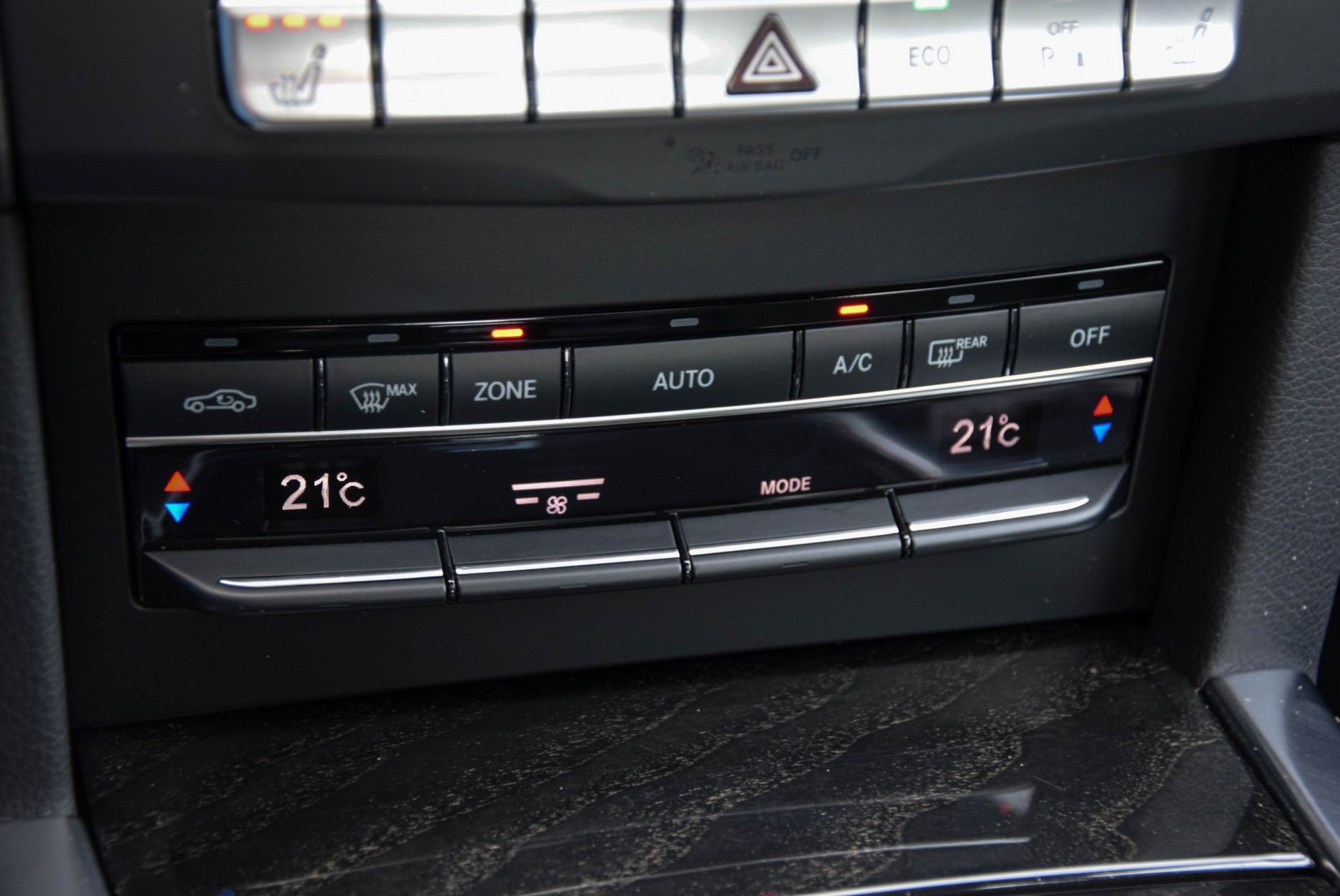 Mercedes-Benz E-Klasse 220 Bluetec Avantgarde Navi/ILS/Afn-Trekhaak Aut9 Foto 14