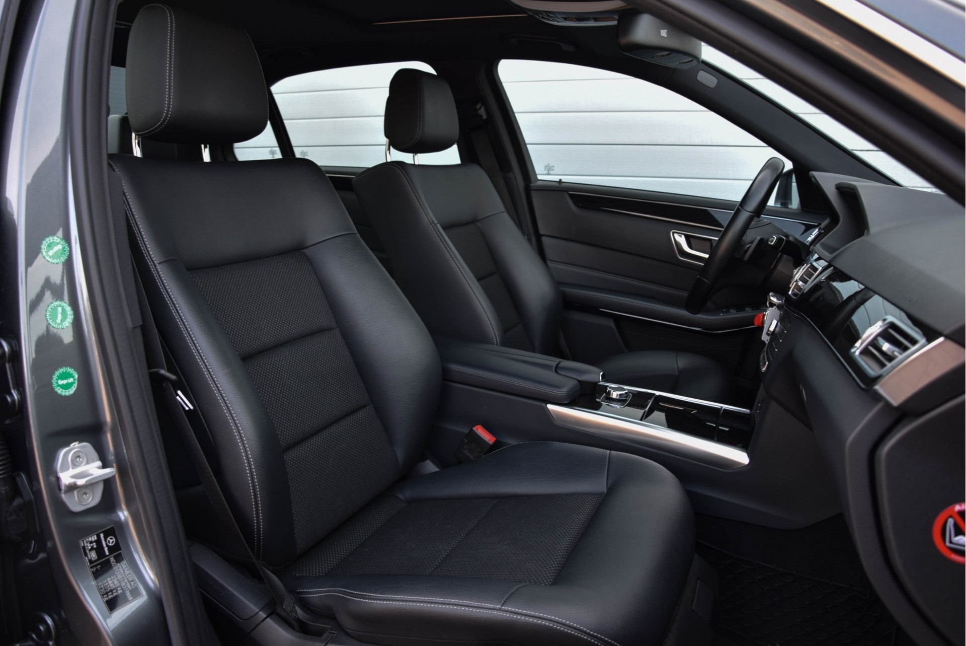 Mercedes-Benz E-Klasse 220 Bluetec Avantgarde Navi/ILS/Afn-Trekhaak Aut9 Foto 3