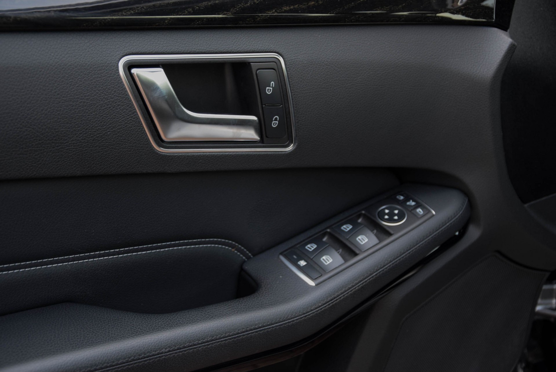 Mercedes-Benz E-Klasse 220 Bluetec Avantgarde Navi/ILS/Afn-Trekhaak Aut9 Foto 8