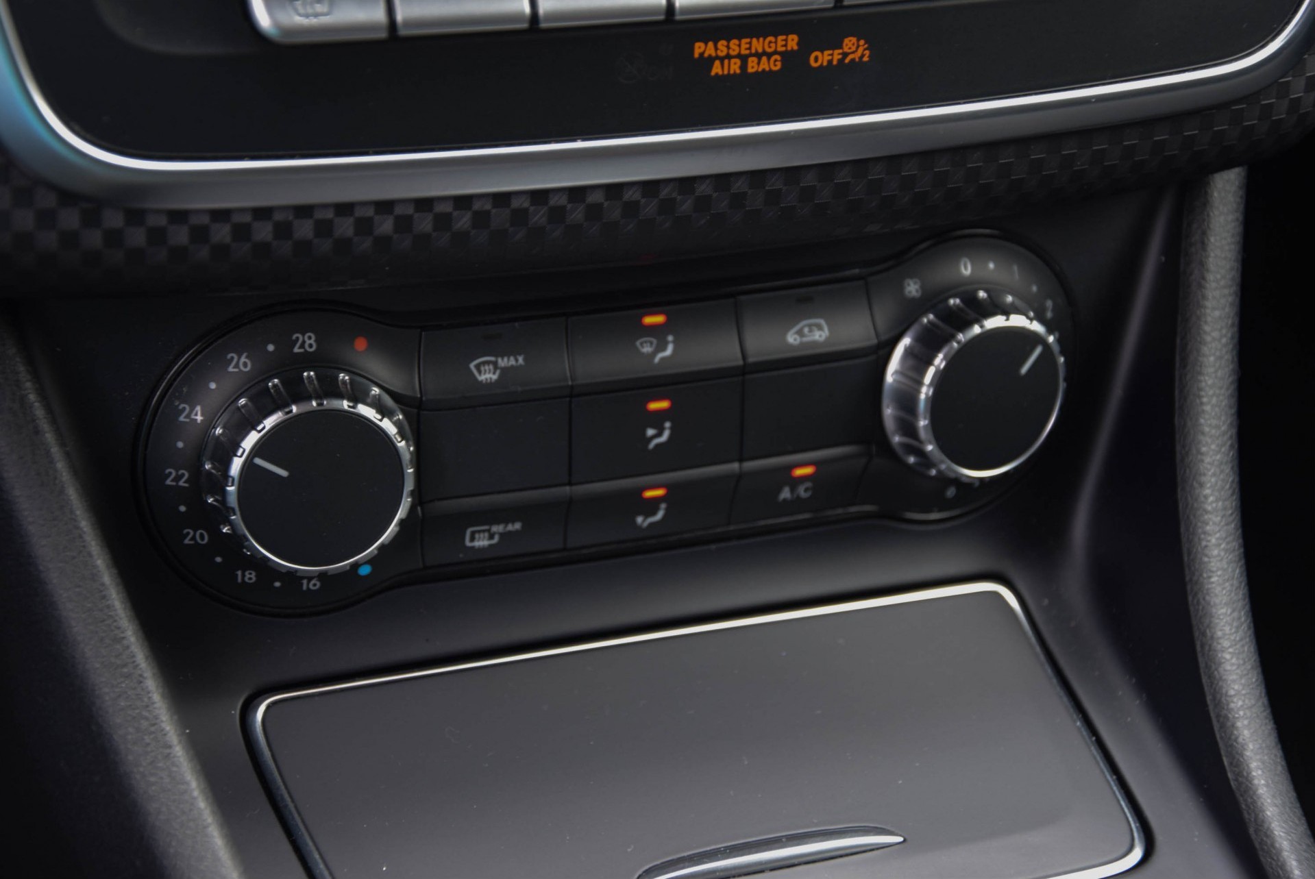 Mercedes-Benz A-Klasse 200 Urban Ambition Aut7 Foto 12