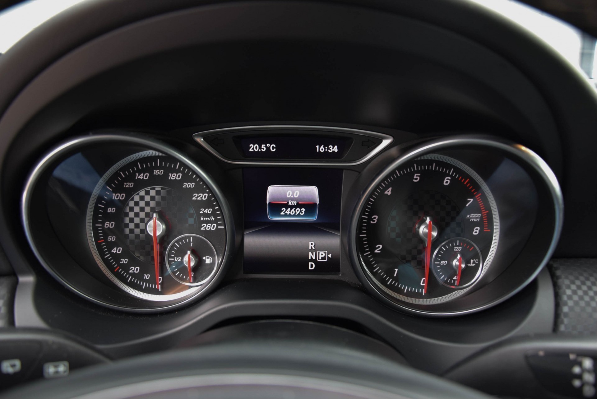 Mercedes-Benz A-Klasse 200 Urban Ambition Aut7 Foto 9