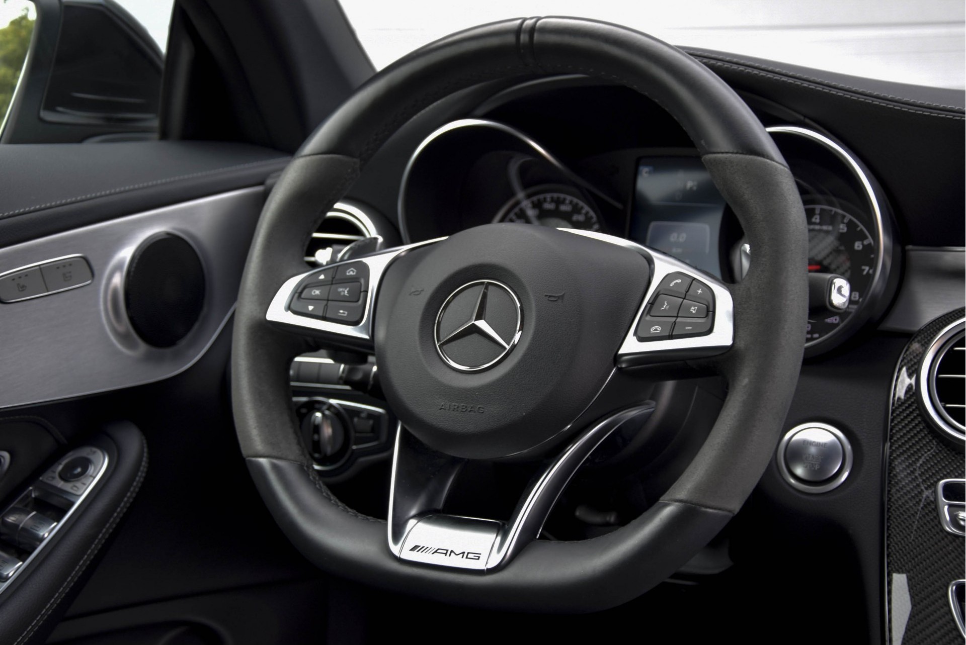 Mercedes-Benz C-Klasse Cabrio 63 AMG Night Carbon Aut7 met rode cabriokap Foto 12