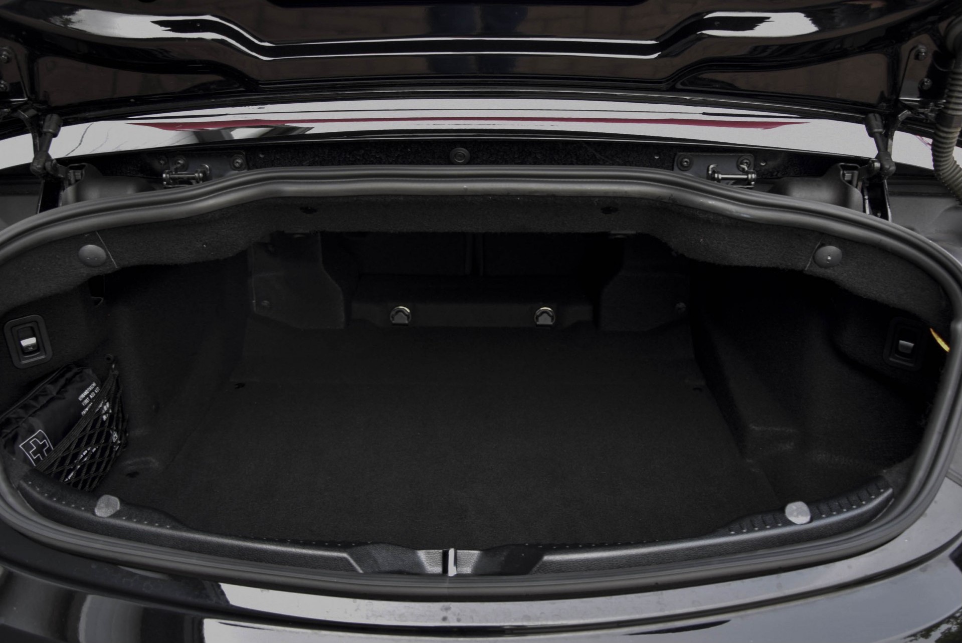 Mercedes-Benz C-Klasse Cabrio 63 AMG Night Carbon Aut7 met rode cabriokap Foto 28