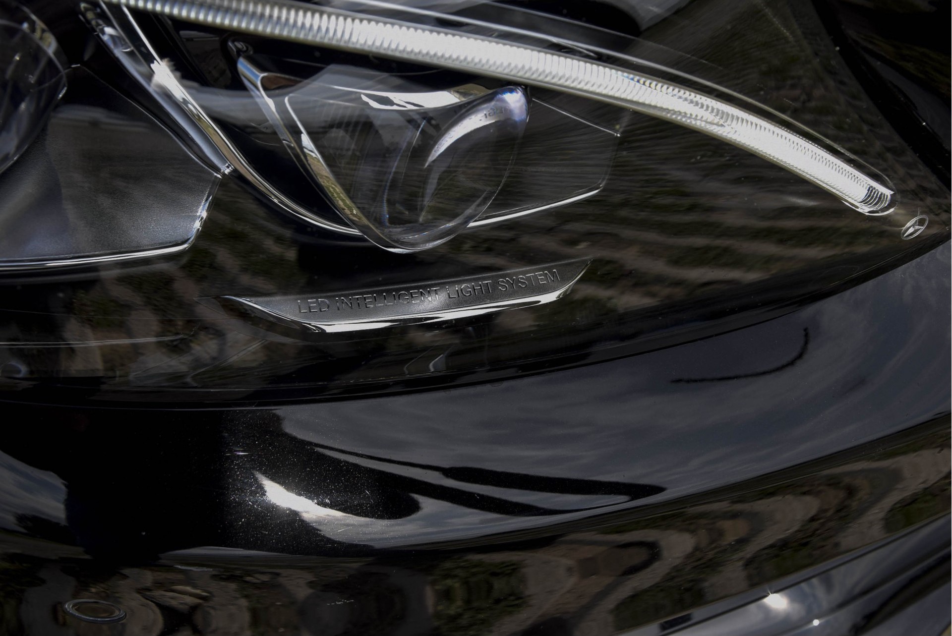 Mercedes-Benz C-Klasse Cabrio 63 AMG Night Carbon Aut7 met rode cabriokap Foto 30