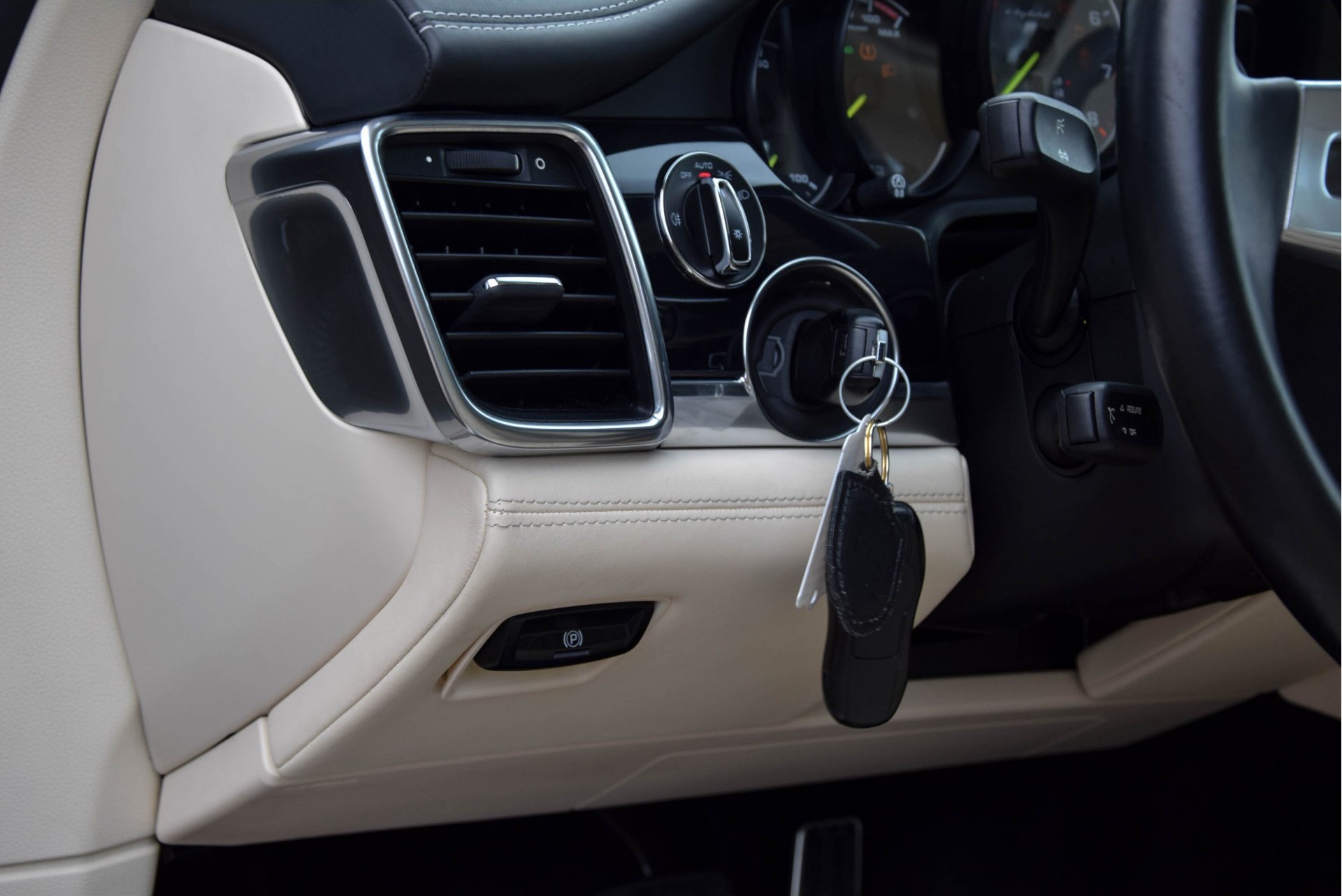 Porsche Panamera 3.0 S E-HYBRID Luchtvering/Schuifdak/Nappa/Bose/Camera Aut8 Foto 10